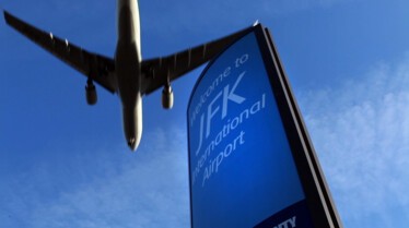 Aéroport JFK Pris en flag ! La pression monte.jpg
