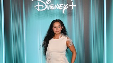 Lena Situations - COUCH!