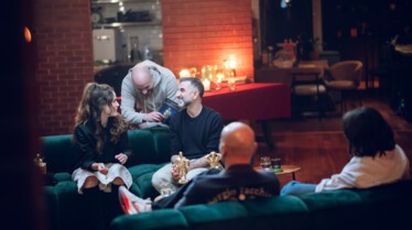 En attendant la cérémonie - Stills (11).jpg