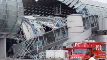 301_SinkholeCity_ConstructionFails_02.jpg