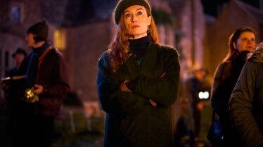 Victoria Smurfit as Maud O'Hara_ Rivals returns 11 November on Disney+___.jpg