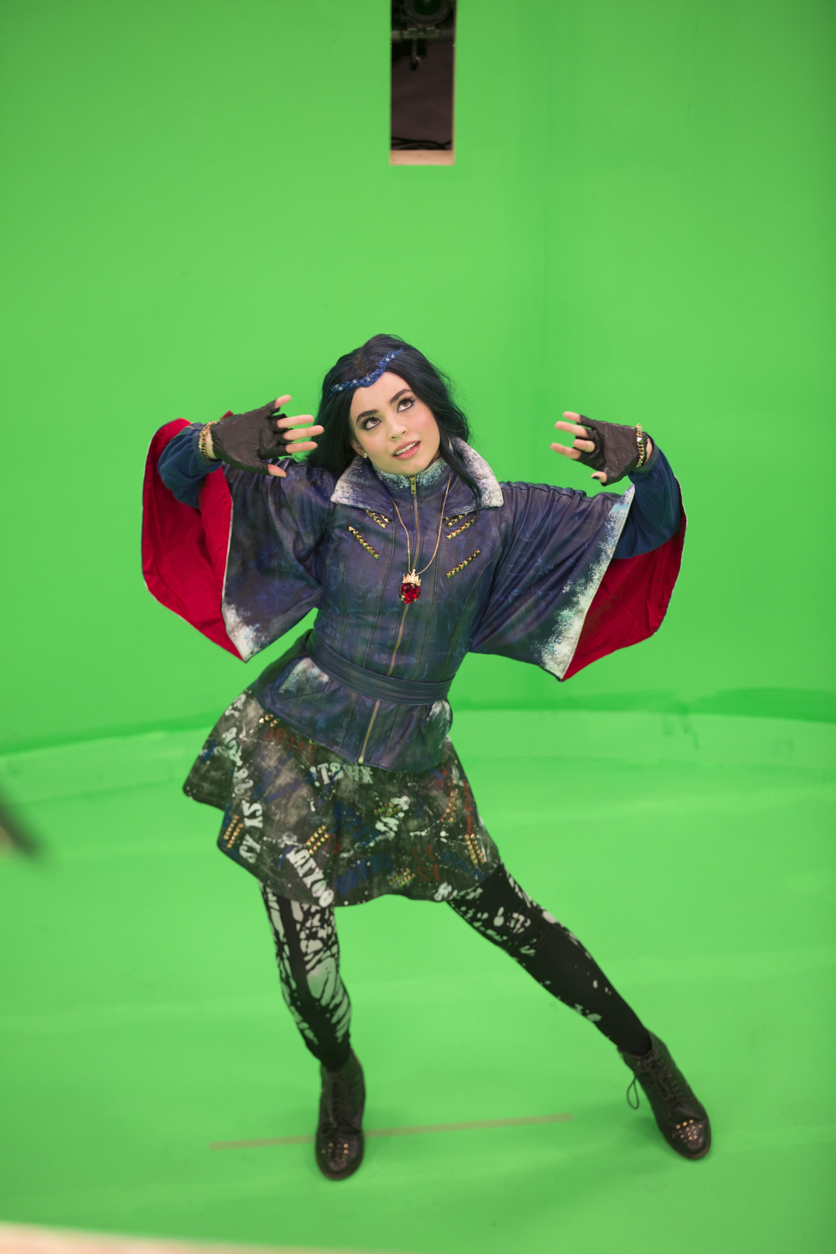 Rotten to the Core par Sofia Carson - 7.JPG