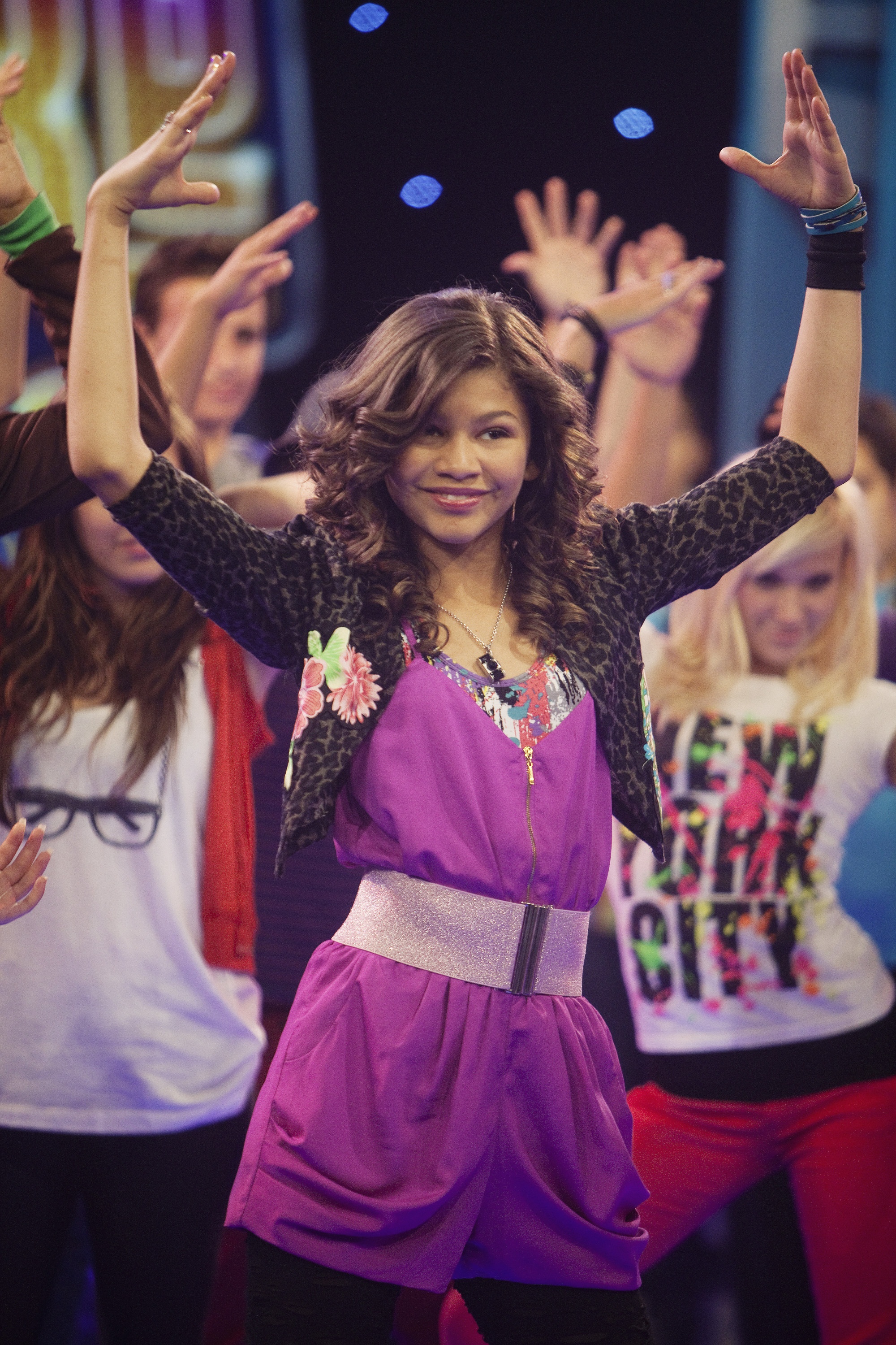 Zendaya (Shake it up) - 2.jpg