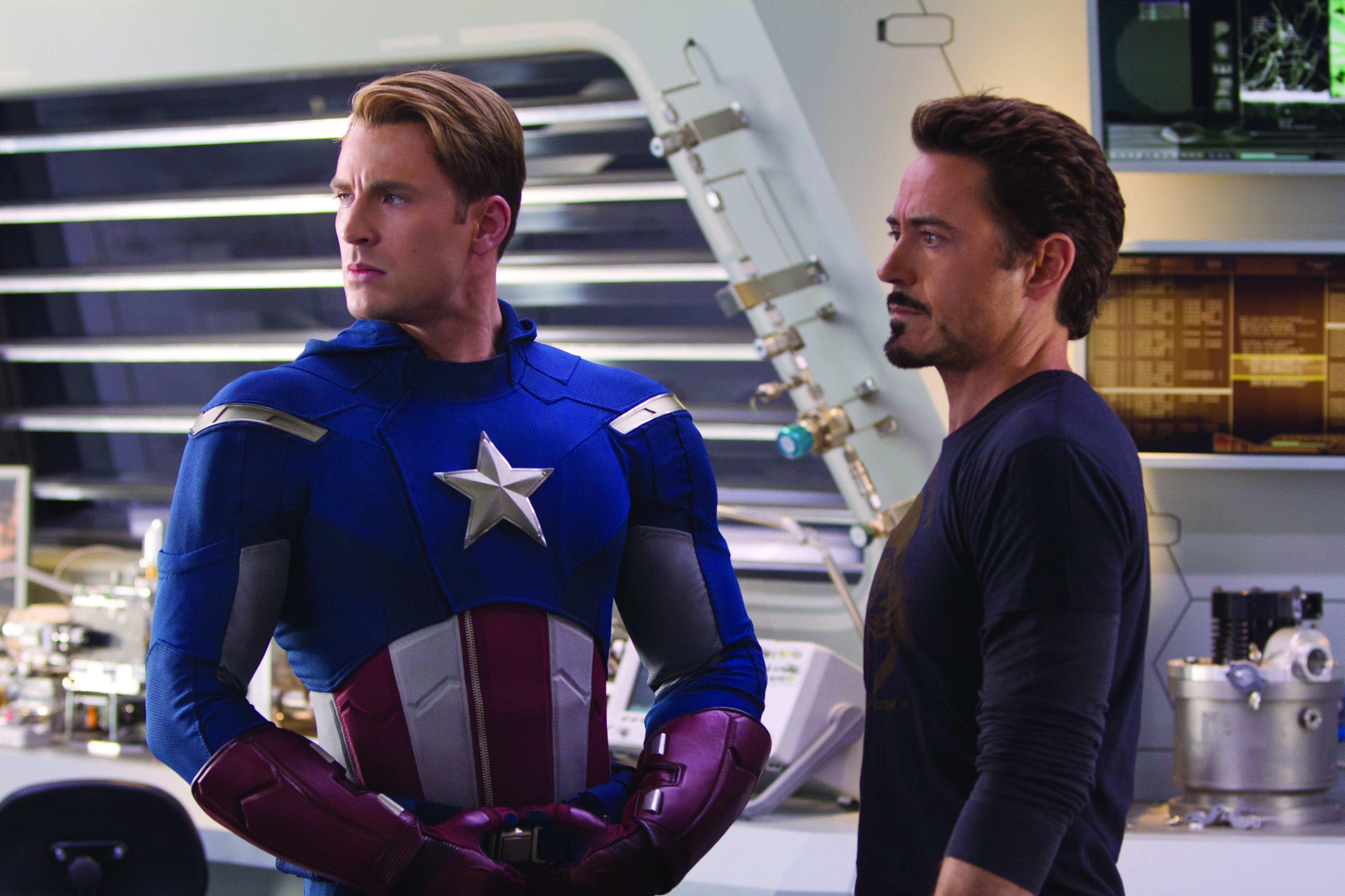 Captain America et Tony Stark.jpg