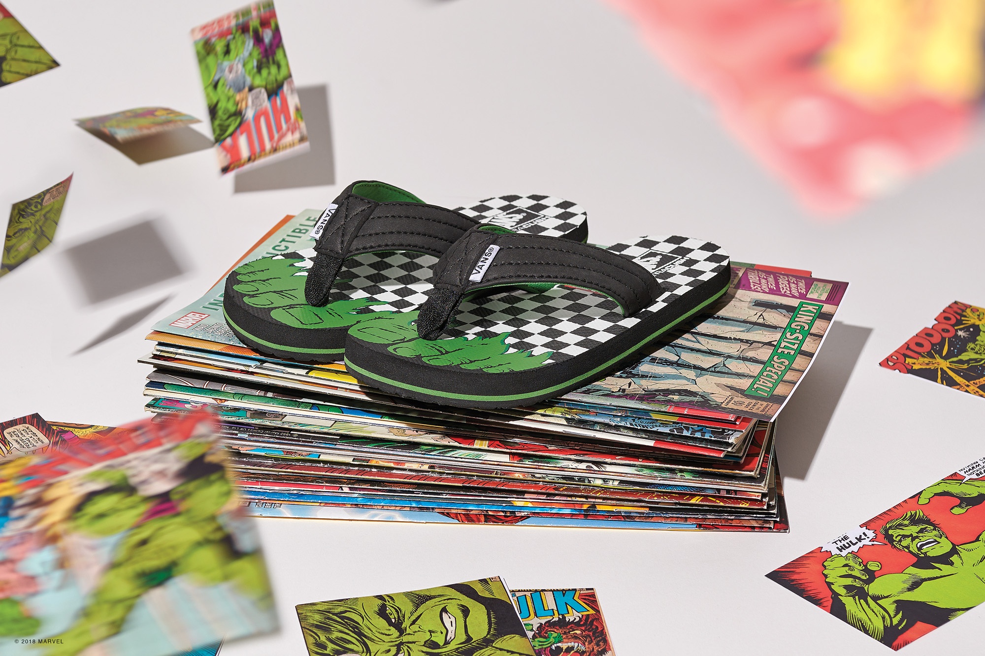 FA18_Classics_Marvel_Elevated_VN0A3MTQU44_YTTStreetPrintJR_hulk_checkerboard4.jpg