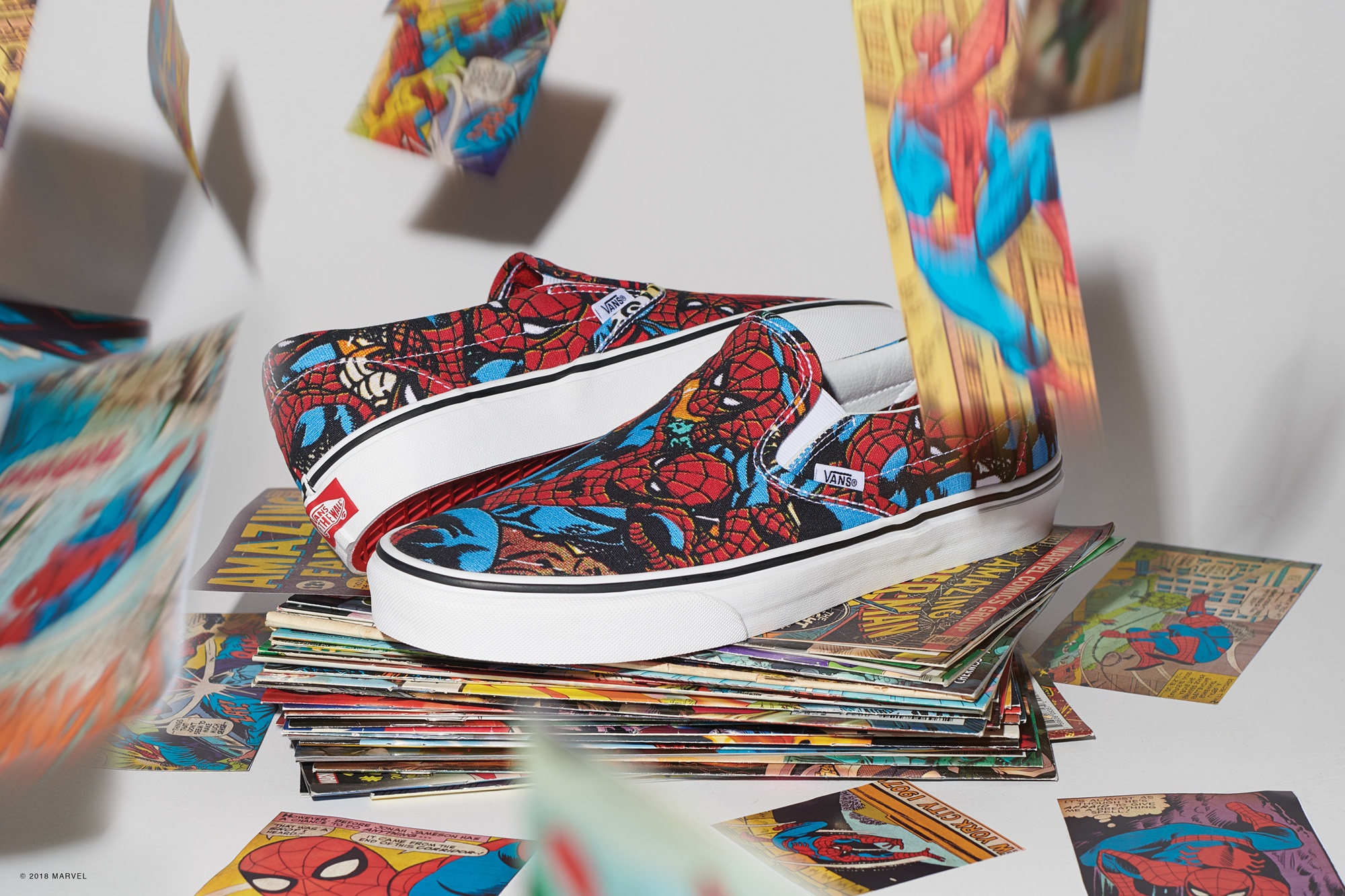 FA18_Classics_Marvel_Elevated_VN0A38F79H7_UAClassicSlipOn_Spiderman_black_4.jpg