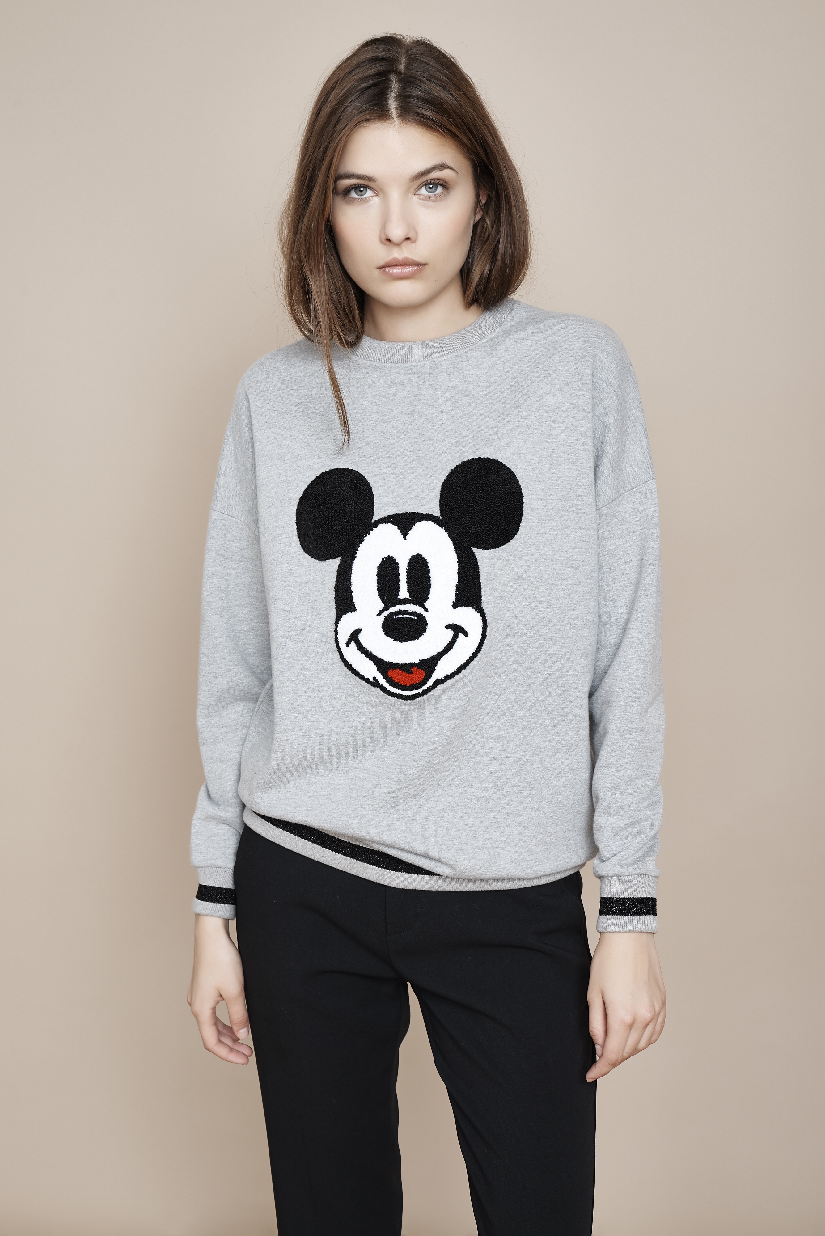 Sweat Mickey Lifestyle MKT.jpg