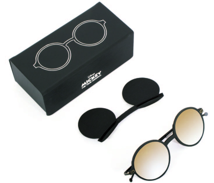 Mickey 90 ans_Lunettes et Etui.jpg