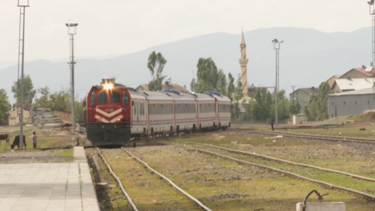 Des trains pas comme les autres  Turquie.jpg