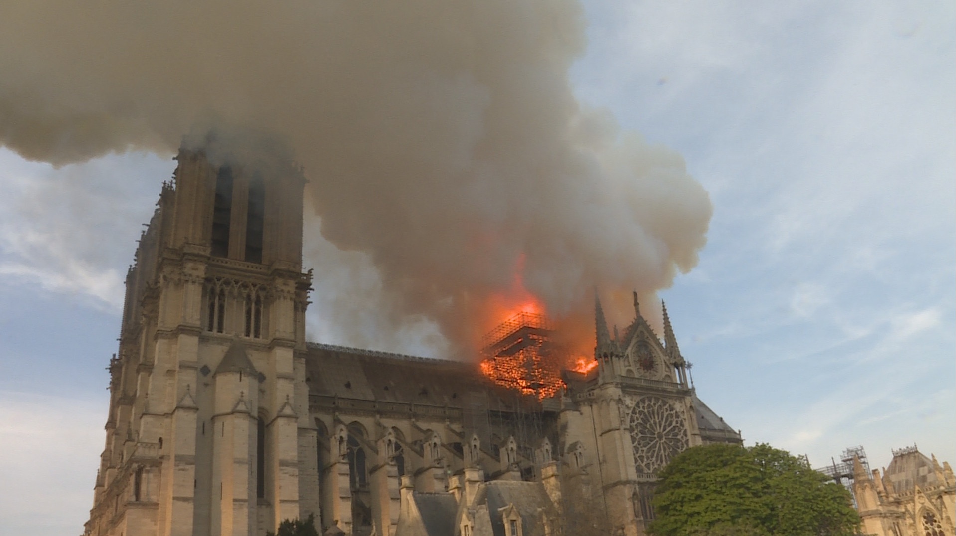 Notre-Dame  L'épreuve du feu.jpg