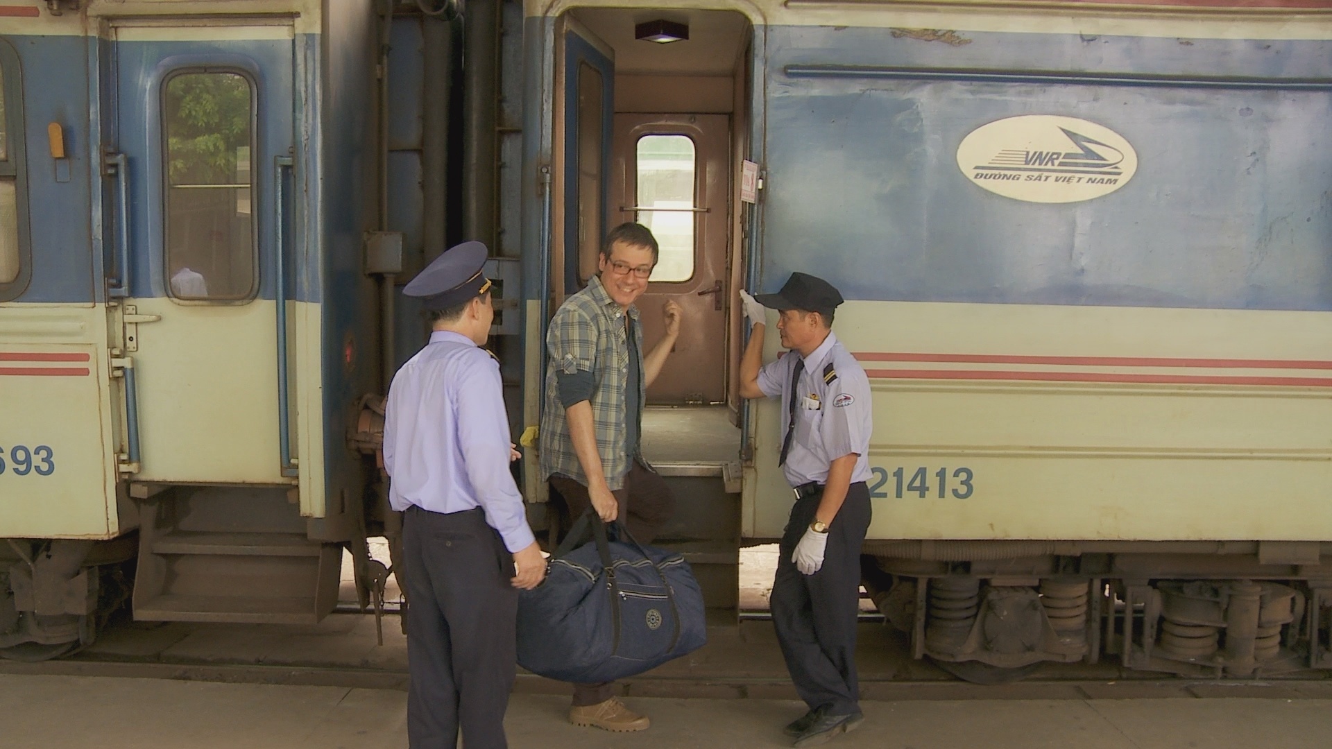 Des trains pas comme les autres  Vietnam (2).jpg