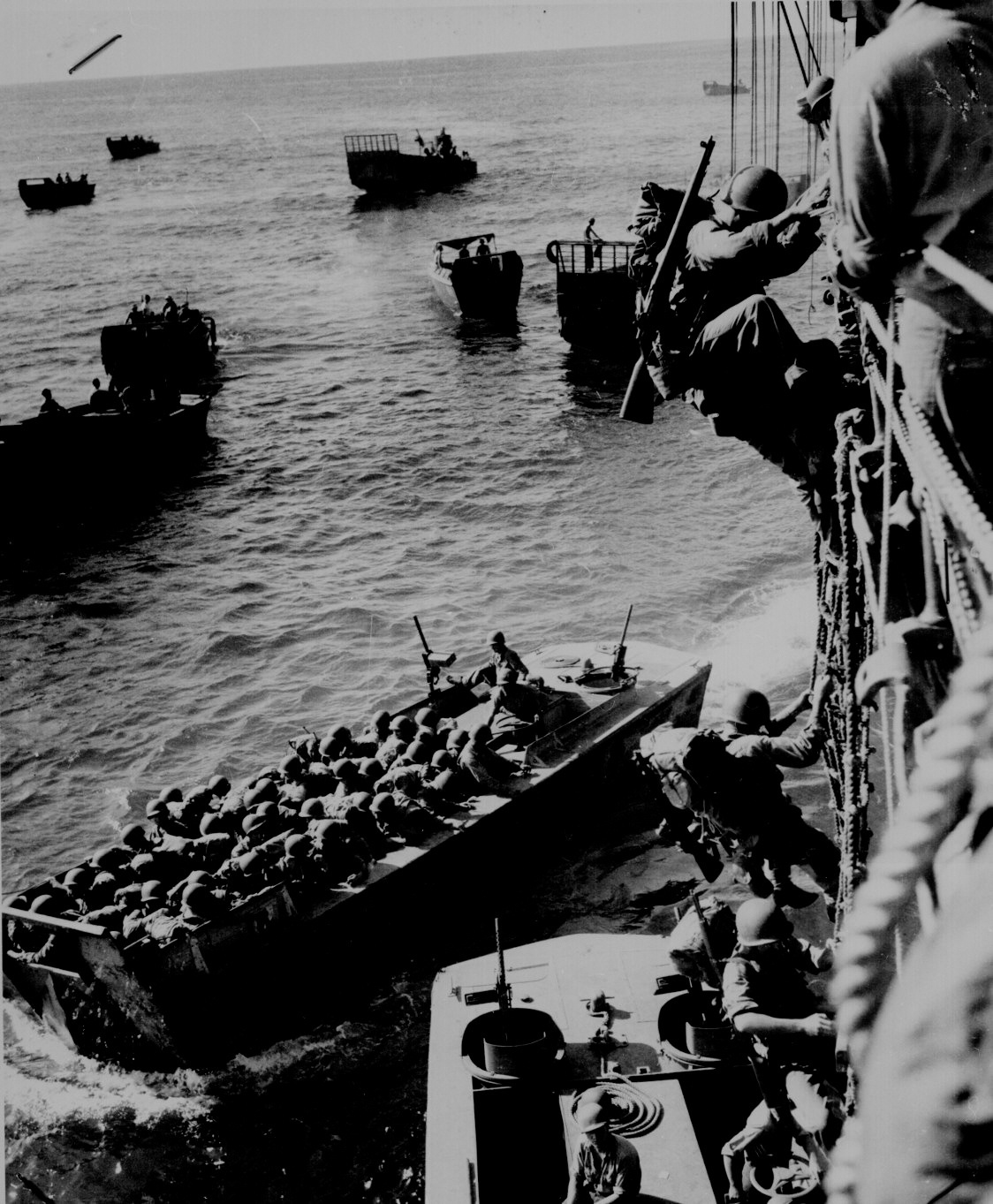 Seconde guerre mondiale  Lignes ennemies (1).jpg