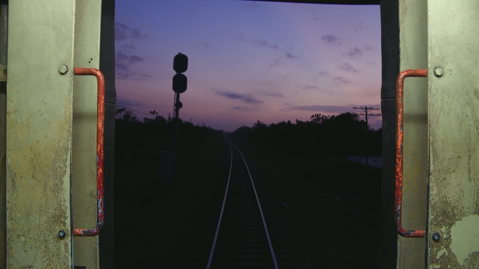 Des trains pas comme les autres  Cuba (2).jpg