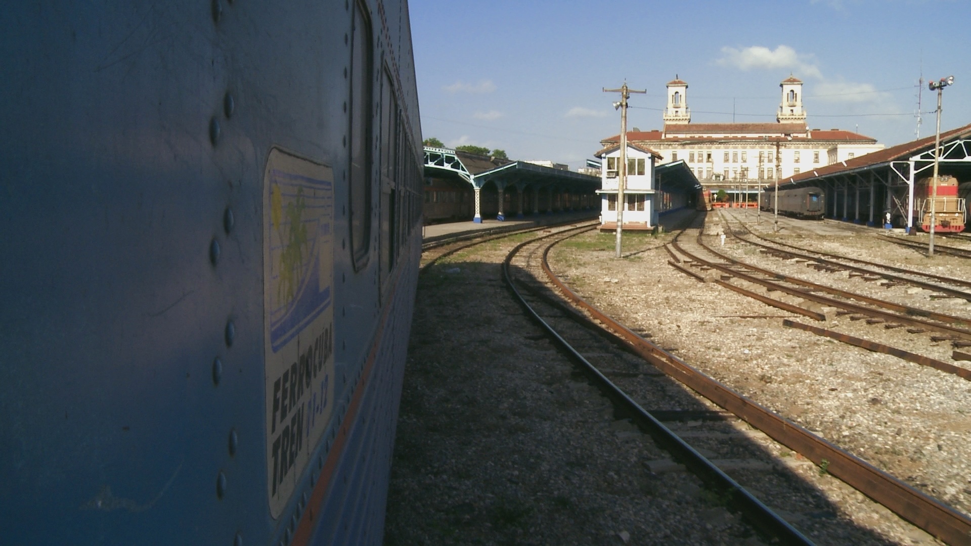 Des trains pas comme les autres  Cuba (1).jpg