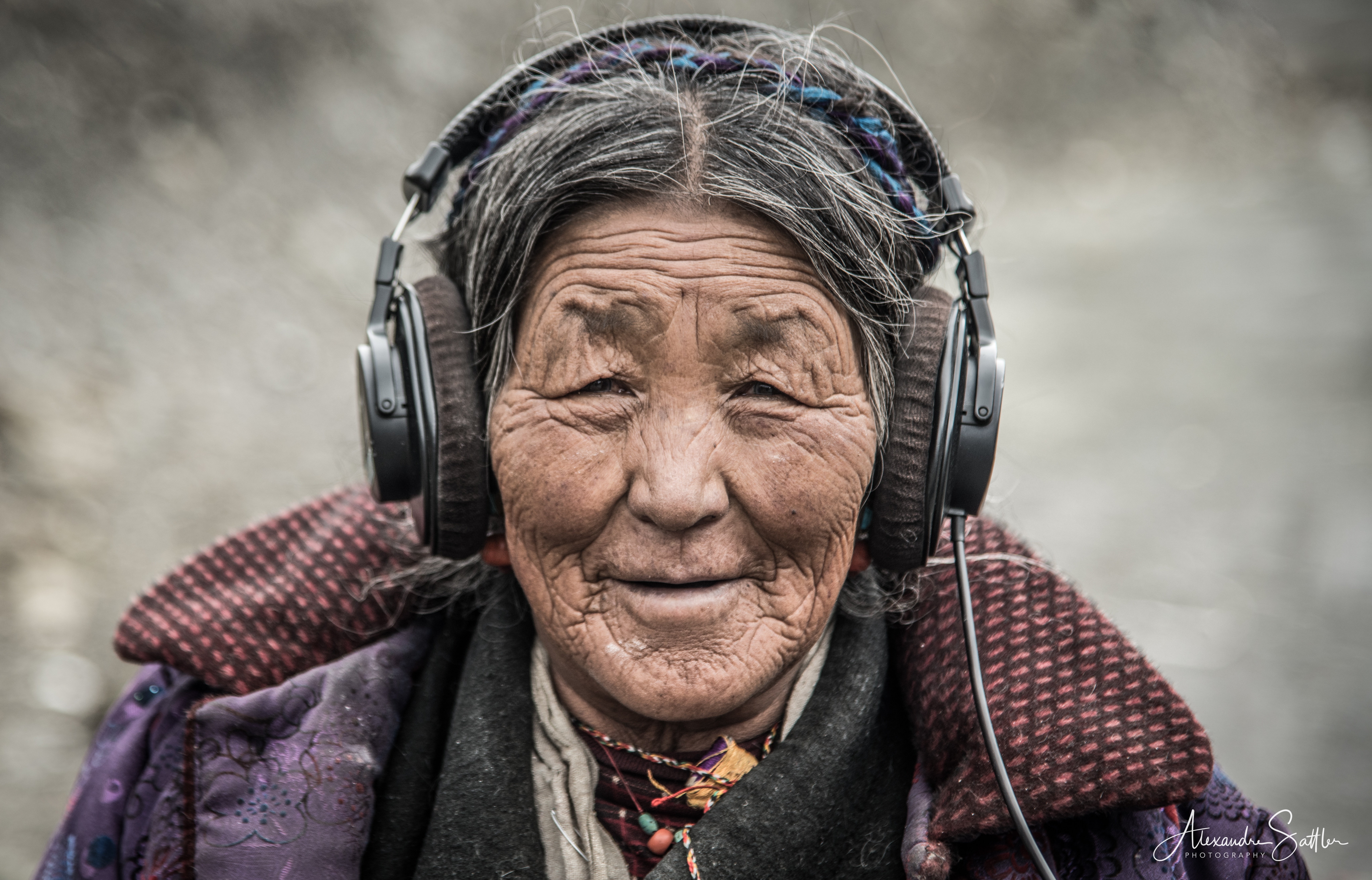 Un piano sur les routes de l'Himalaya  En marche vers le Tibet.jpg