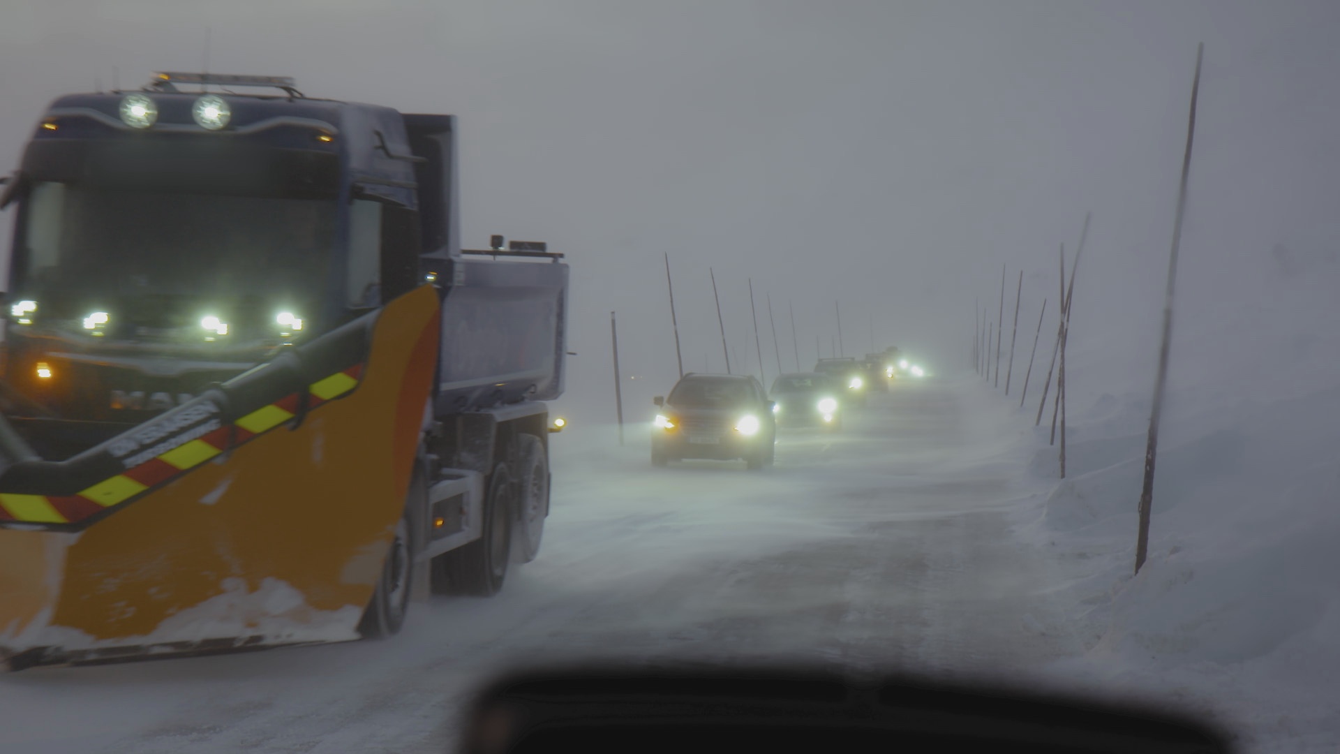 Ice Road Rescue (1).jpg