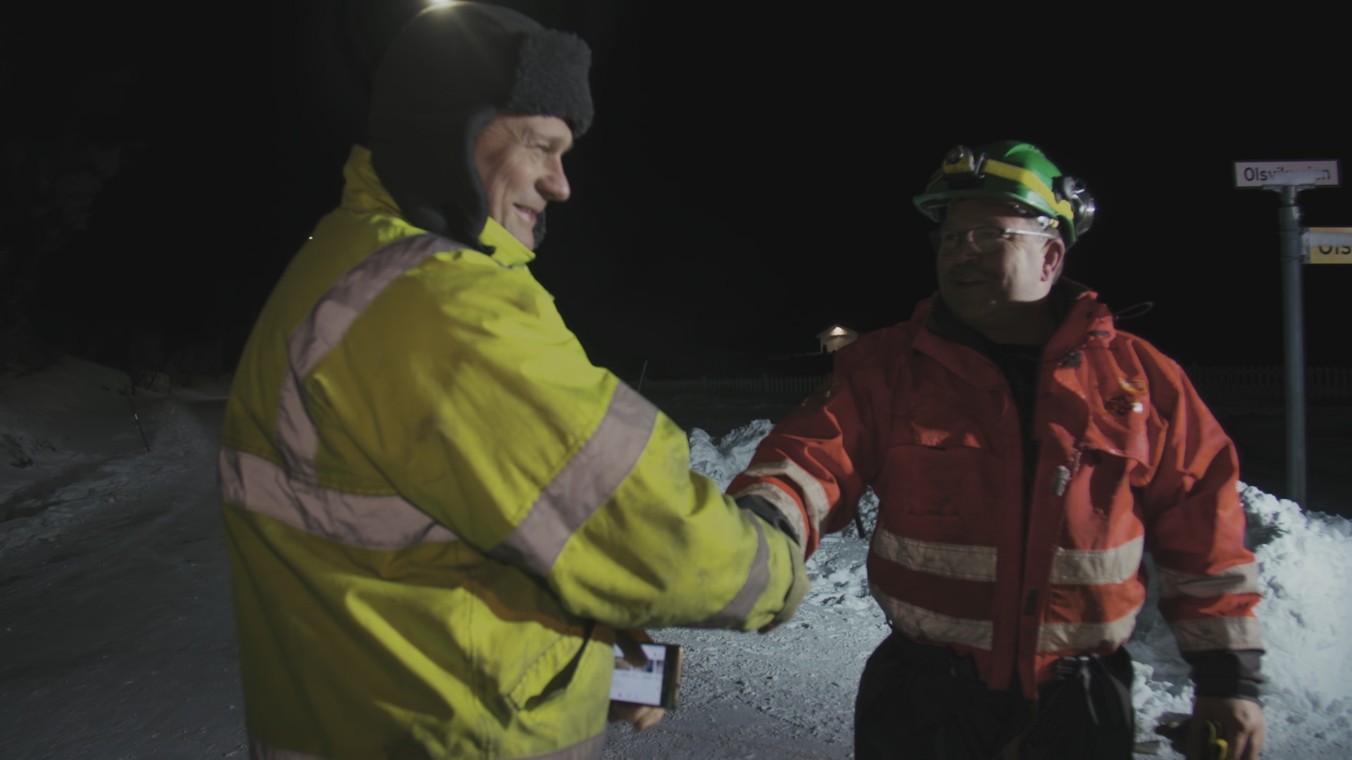 Ice Road Rescue.jpg