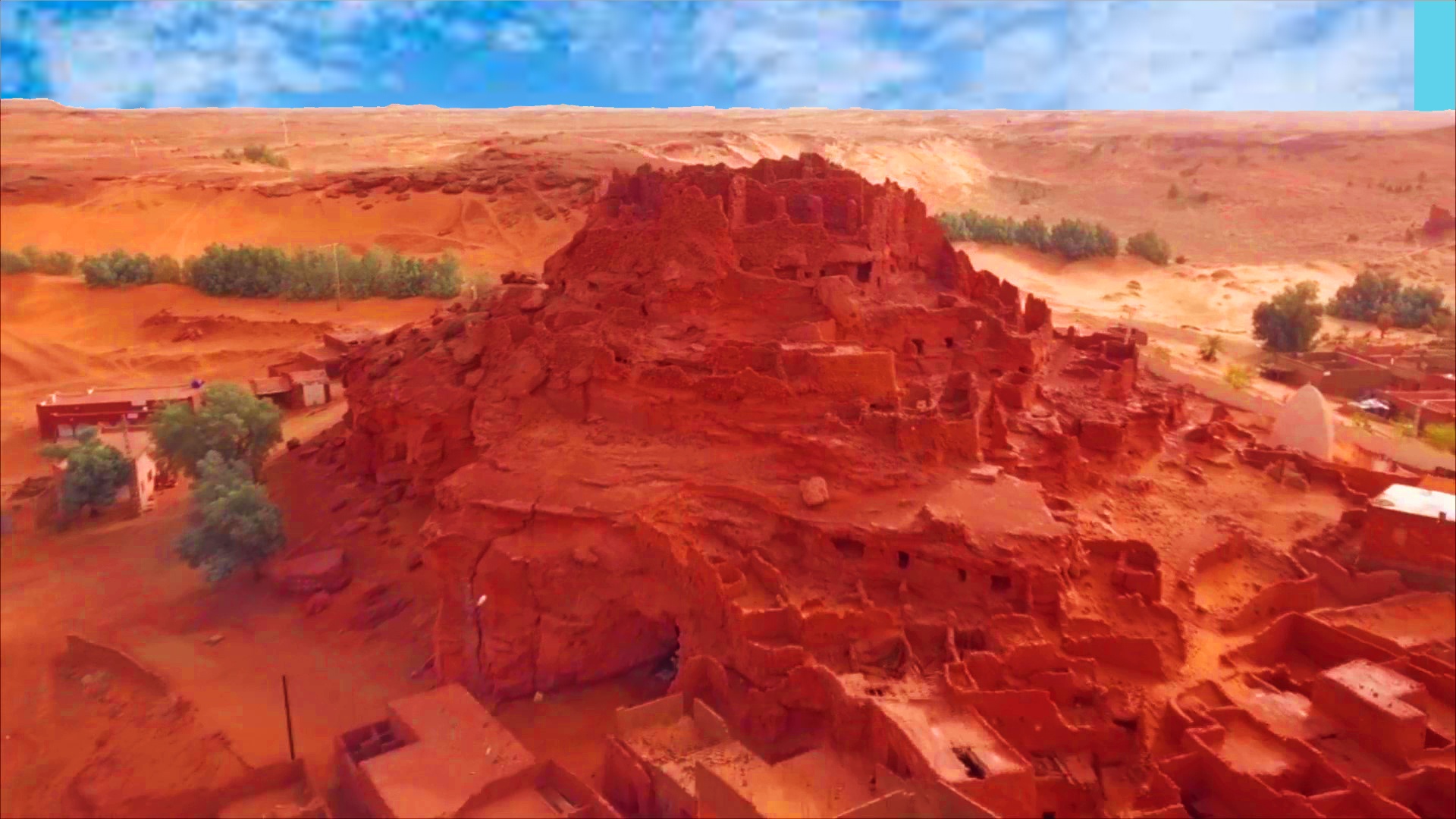 Algérie secrète CASTLE DIGHEZER, SAHARA.jpg