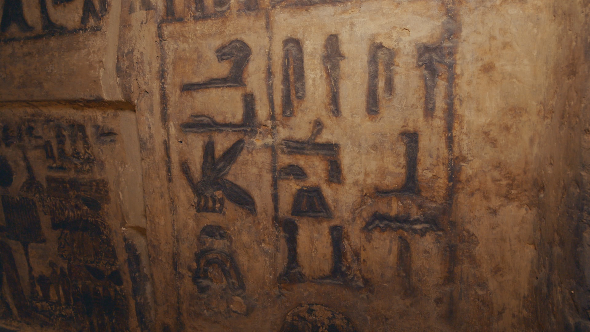 Les trésors perdus de la Vallée des Rois  Le déclin des pyramides (3).jpg