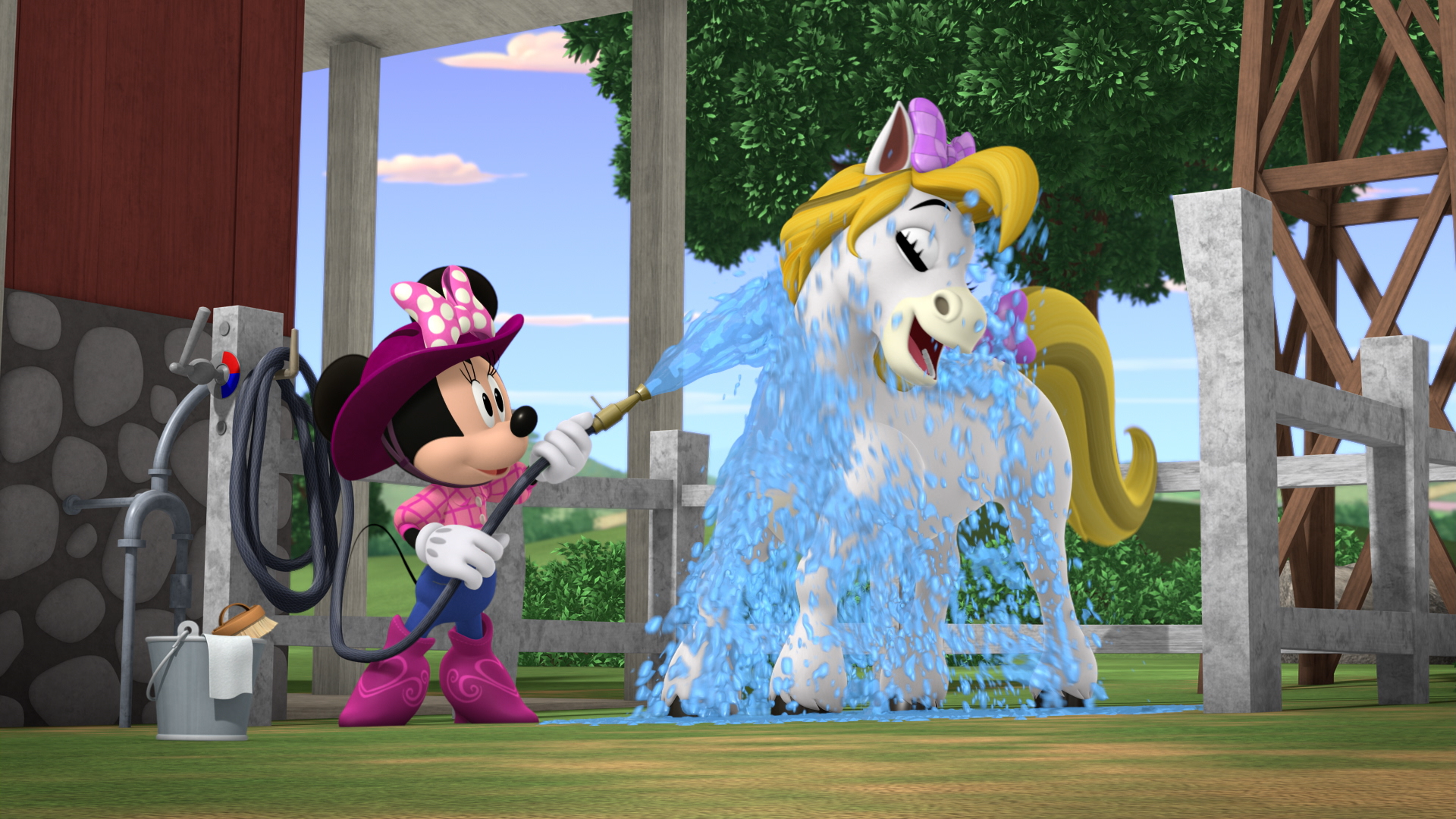 pmickeyandthero_ef075_w4438493_tlm_fprhq_v1080p25_a16x9-178_lefp.00_18_31_17.Still009.png