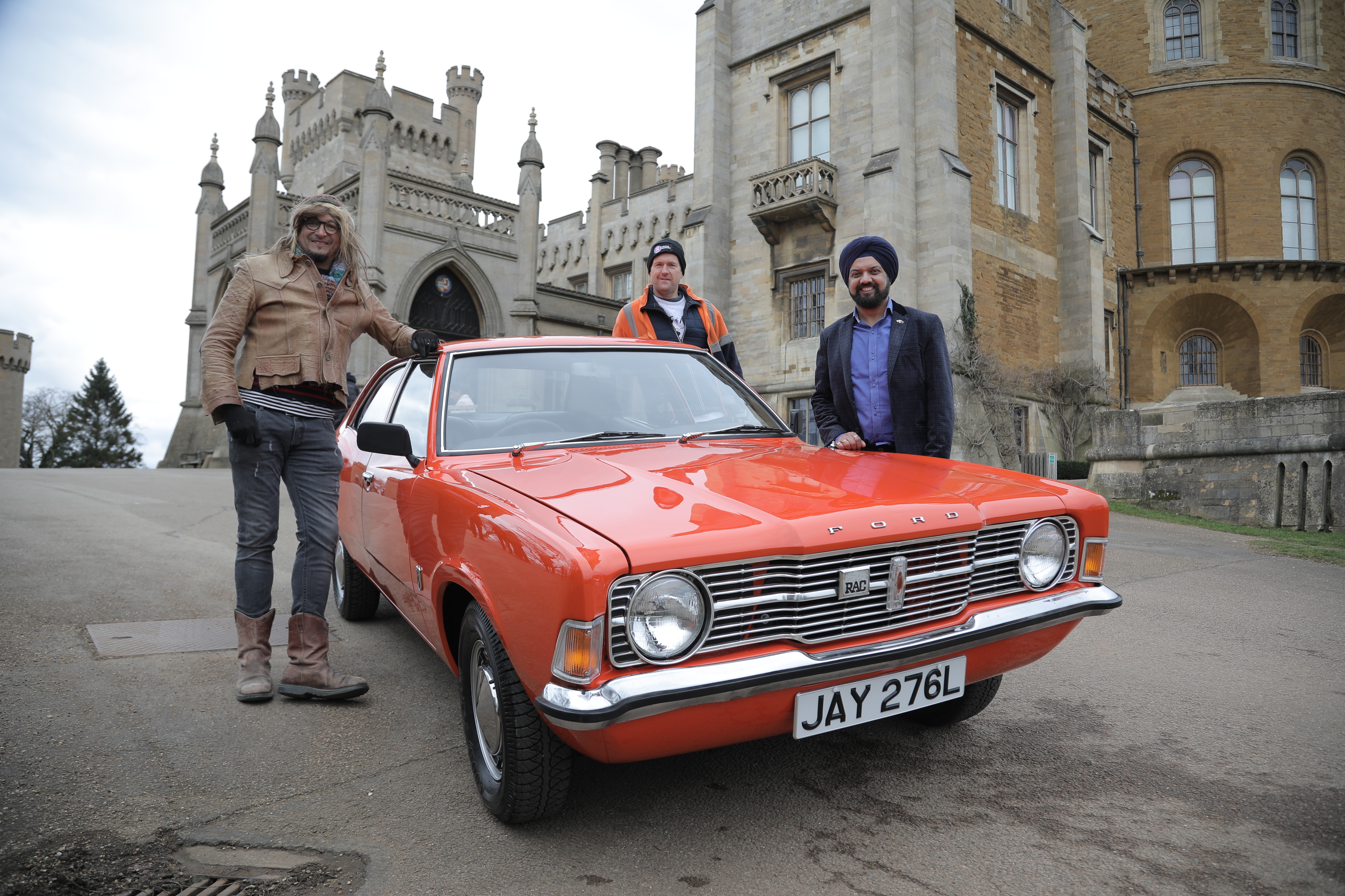 909_FordCortina_CarSOS_007.jpg