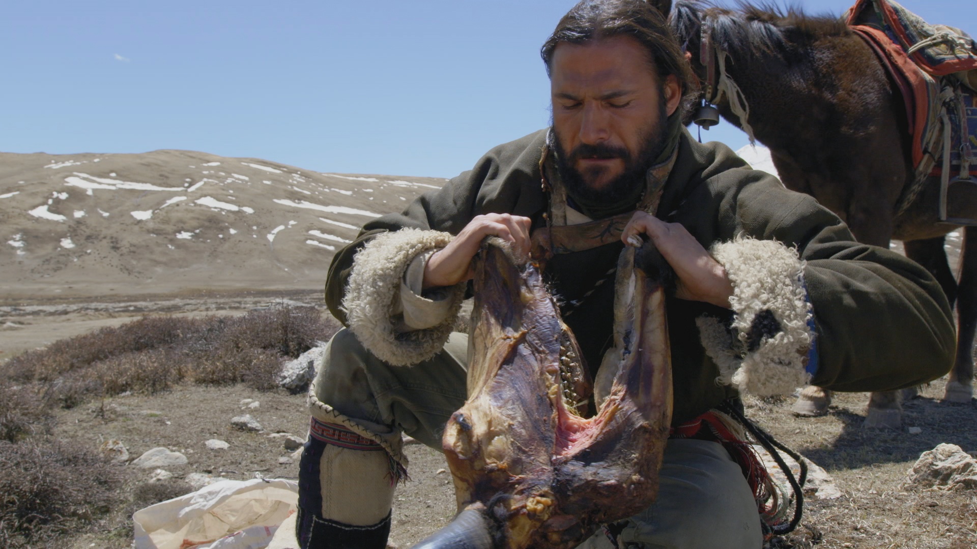 506_ExtremeTribalFoods_PrimalSurvivor_LR_001.jpg