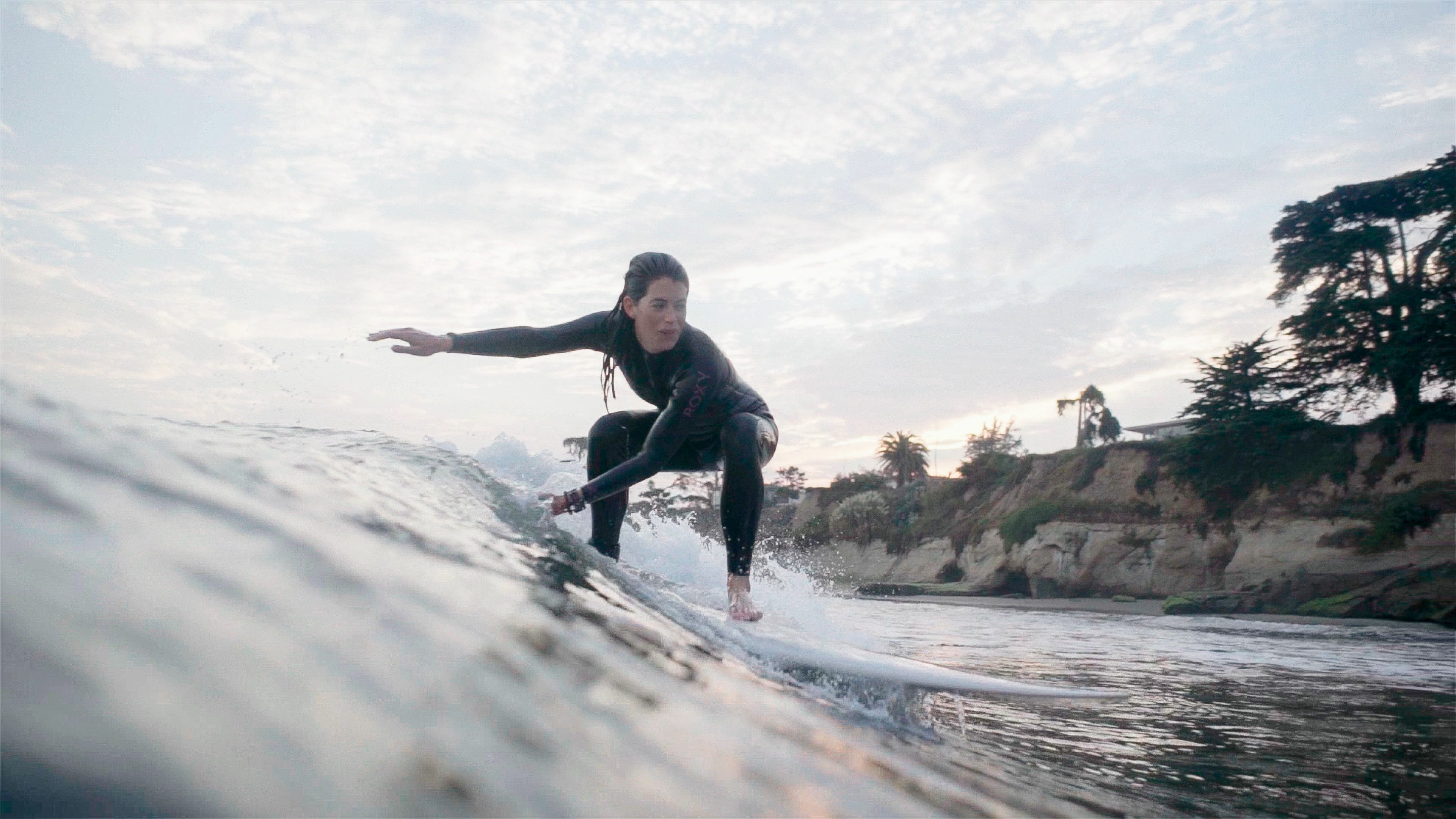 SurfSisters_CA_EP102_Impact_001.jpg