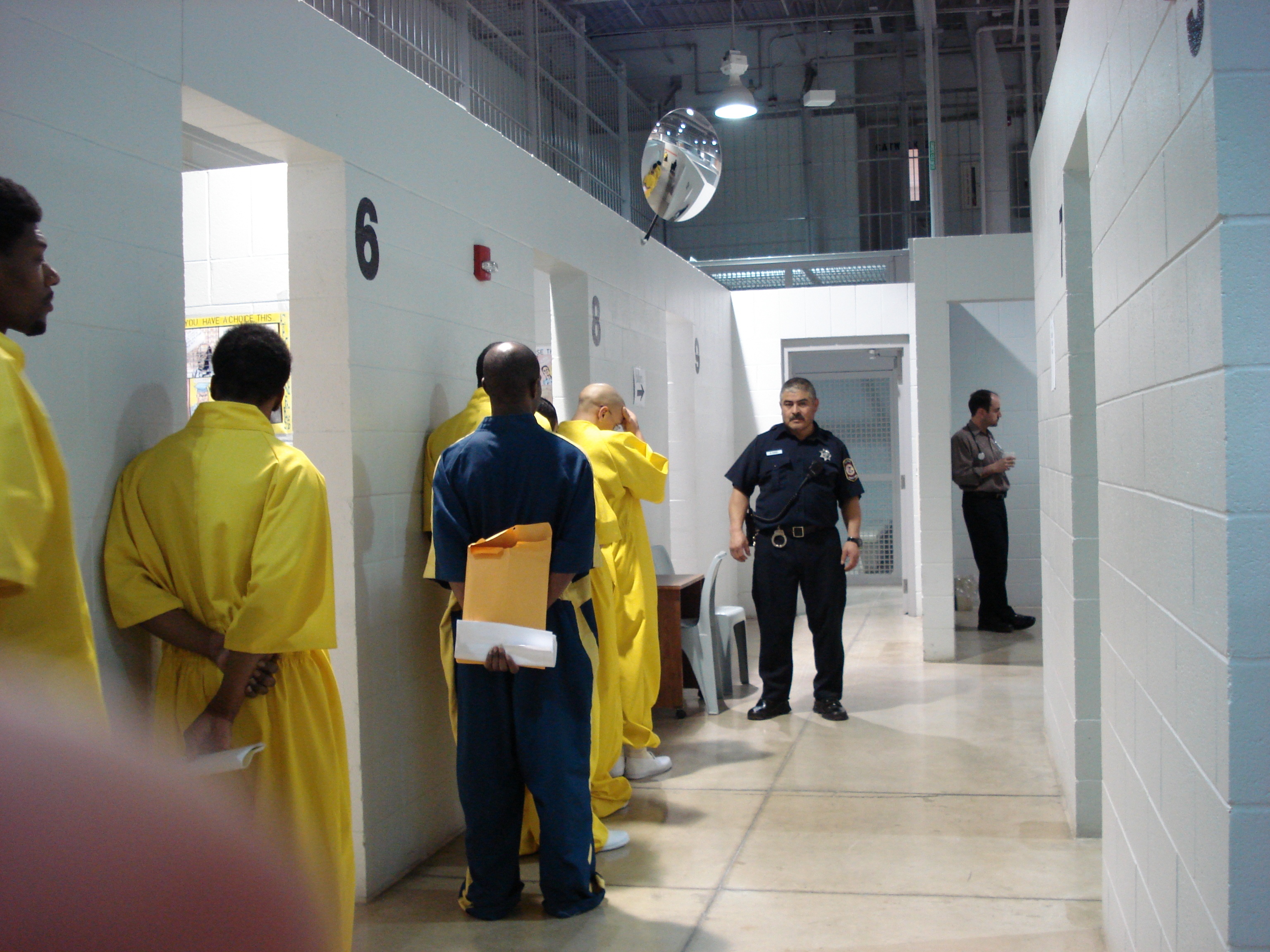 L'enfer des prisons  Leçons fatales 1.JPG