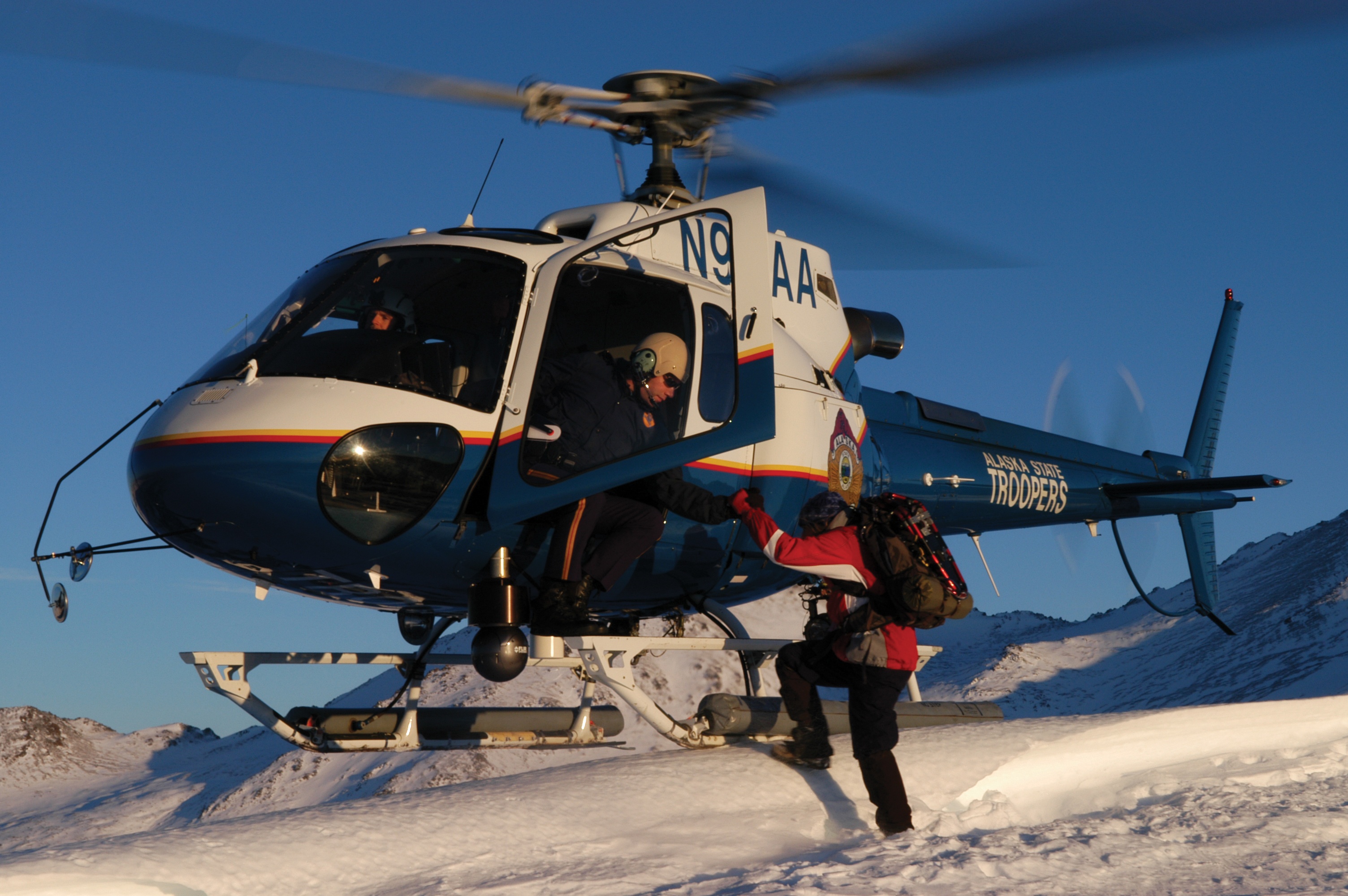 Police en Alaska 3.JPG