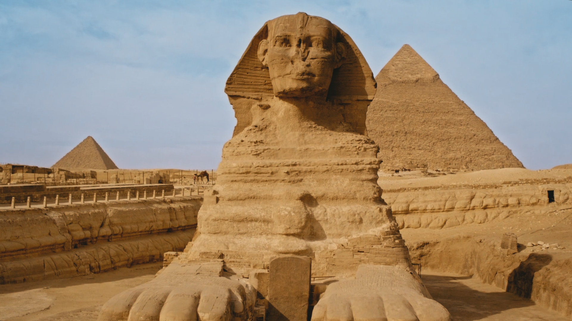 Les trésors perdus de la Vallée des Rois  Les secrets des reines d’Égypte (1).JPG