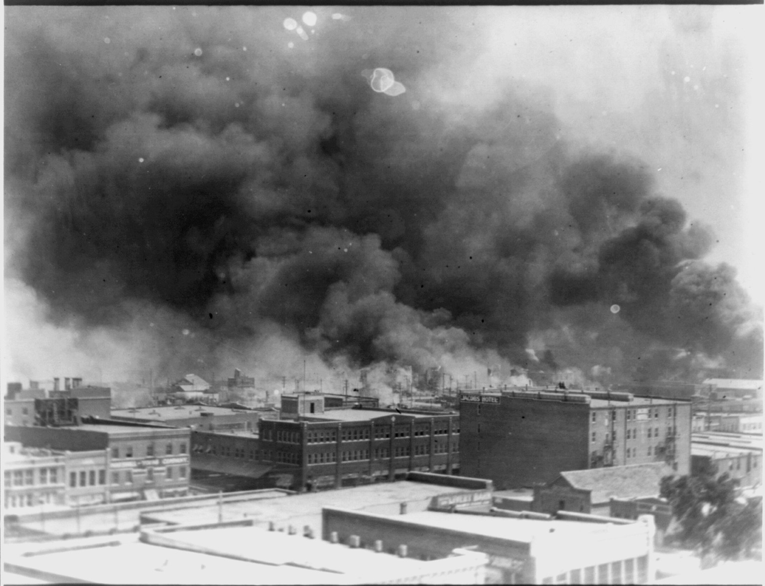 Tulsa  renaître de l'été rouge  (33).jpg