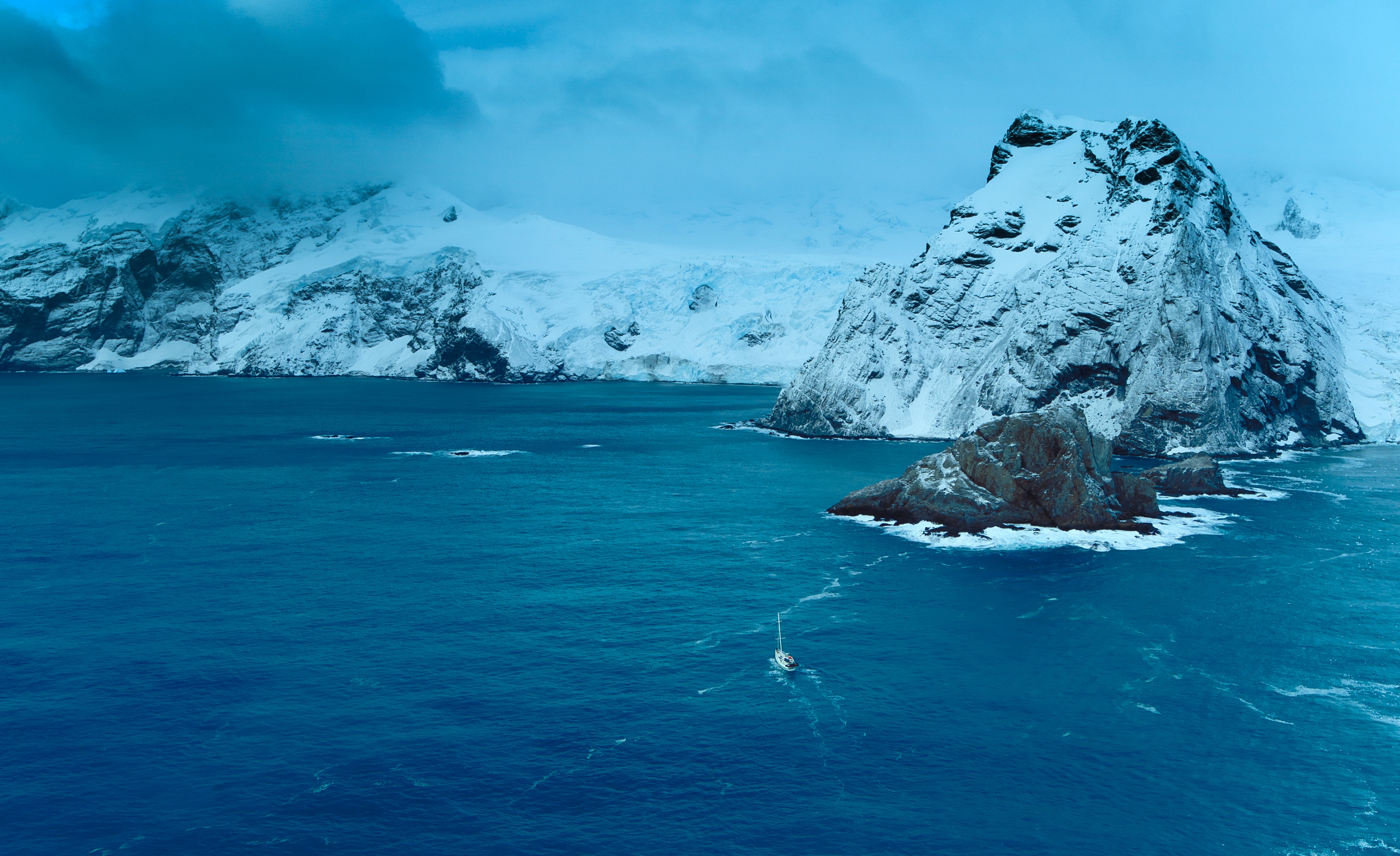 ep105_trackingoceangiants_epicadventureswithbertiegrego_d1b3294a.jpeg