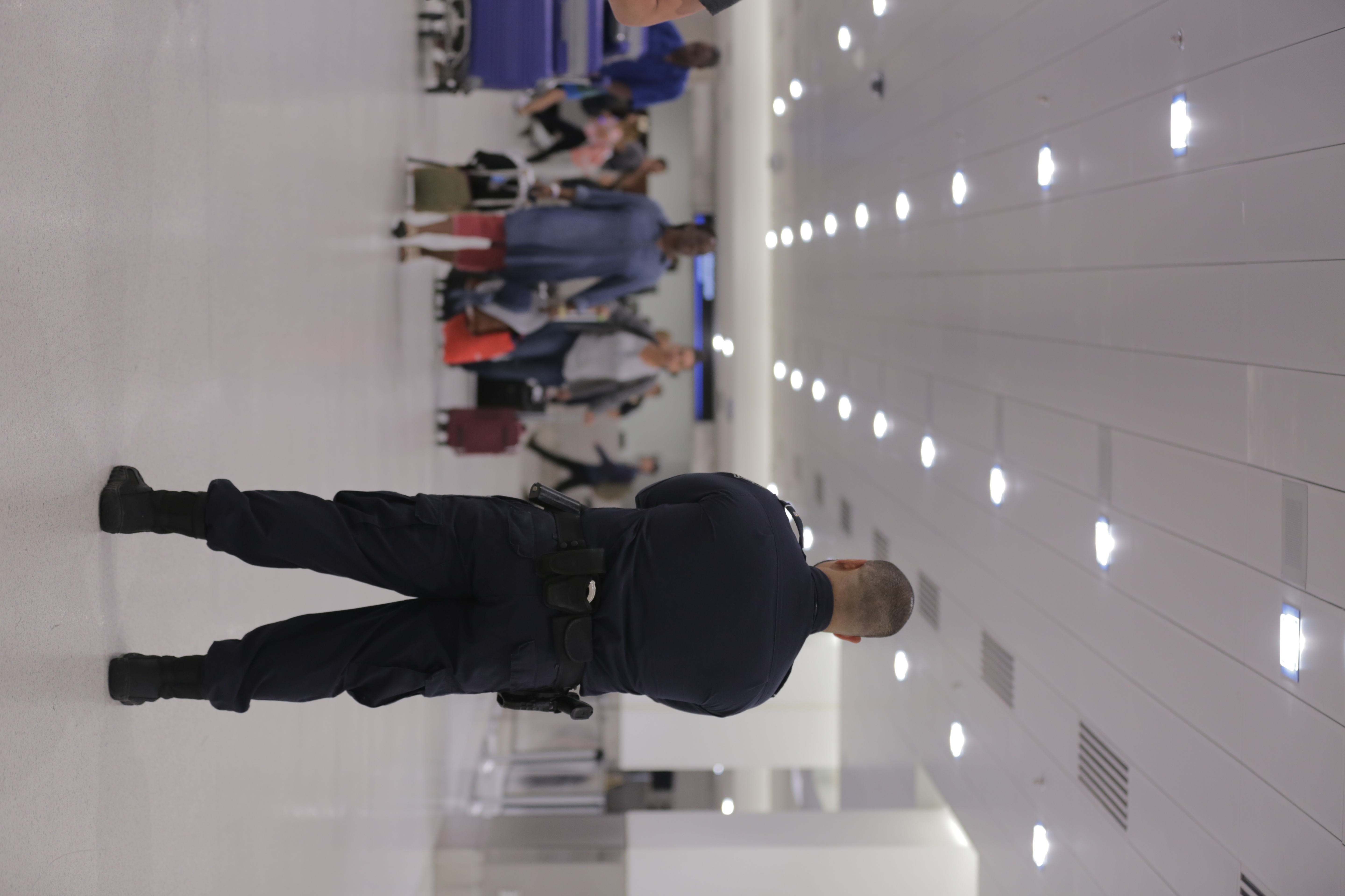 Ultimate Airport Suspicious suitcase (1).jpg