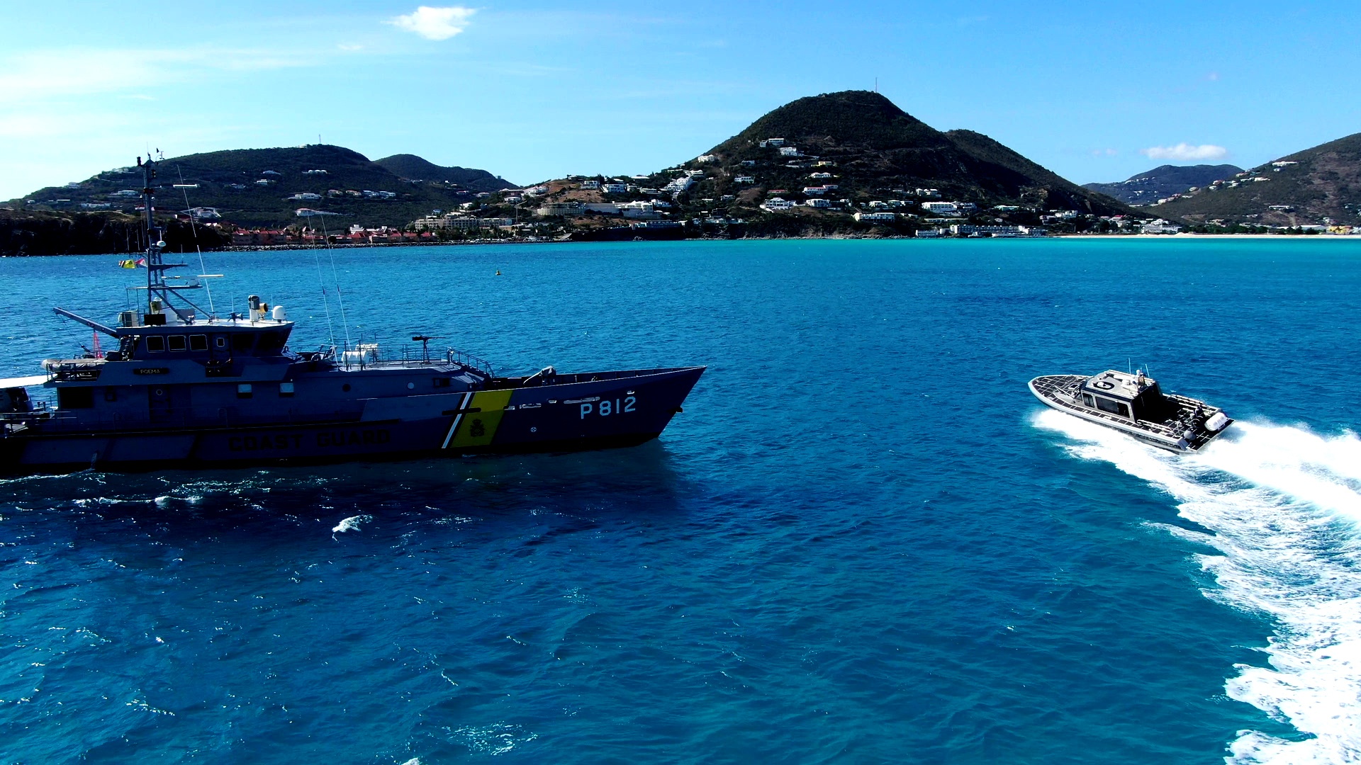 Caraïbes  côtes sous surveillance - Jet ski naufragé (1).jpg