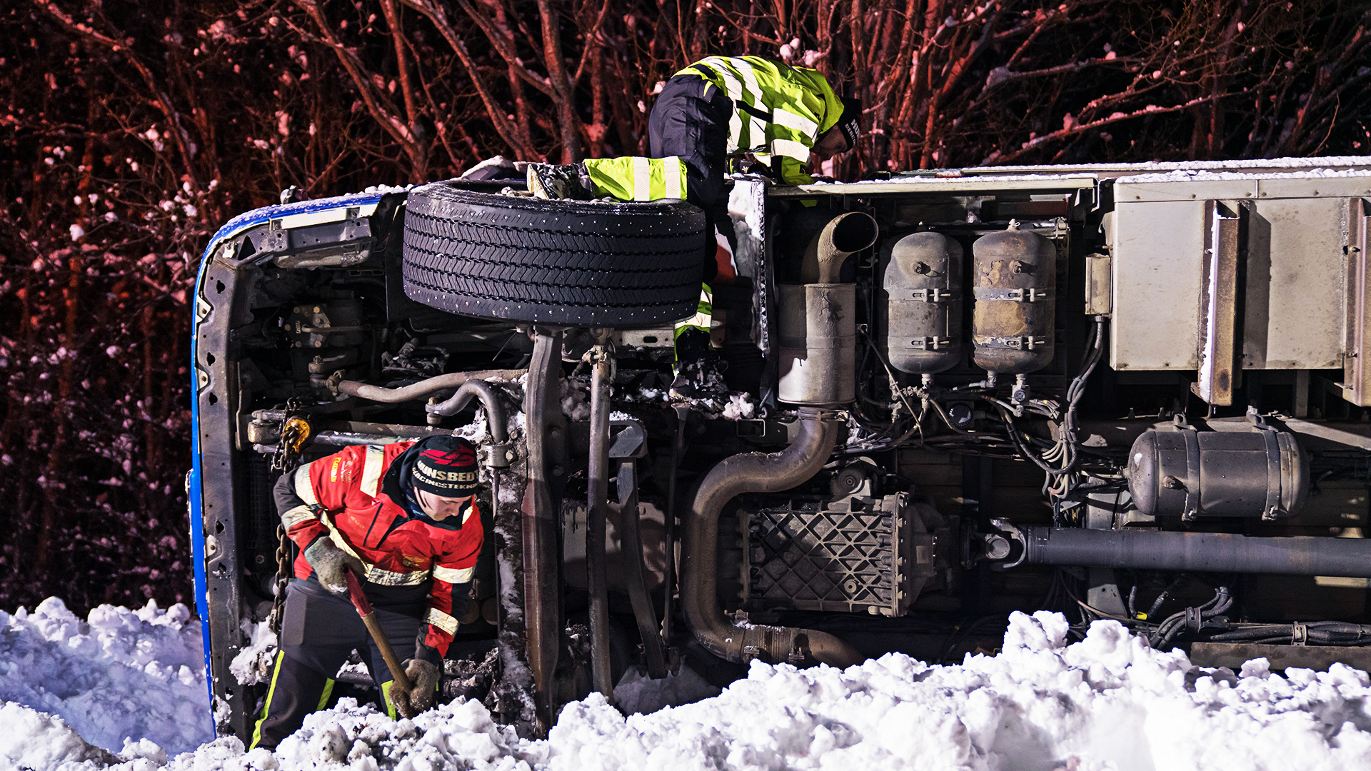 ICE_ROAD_RESCUE.png
