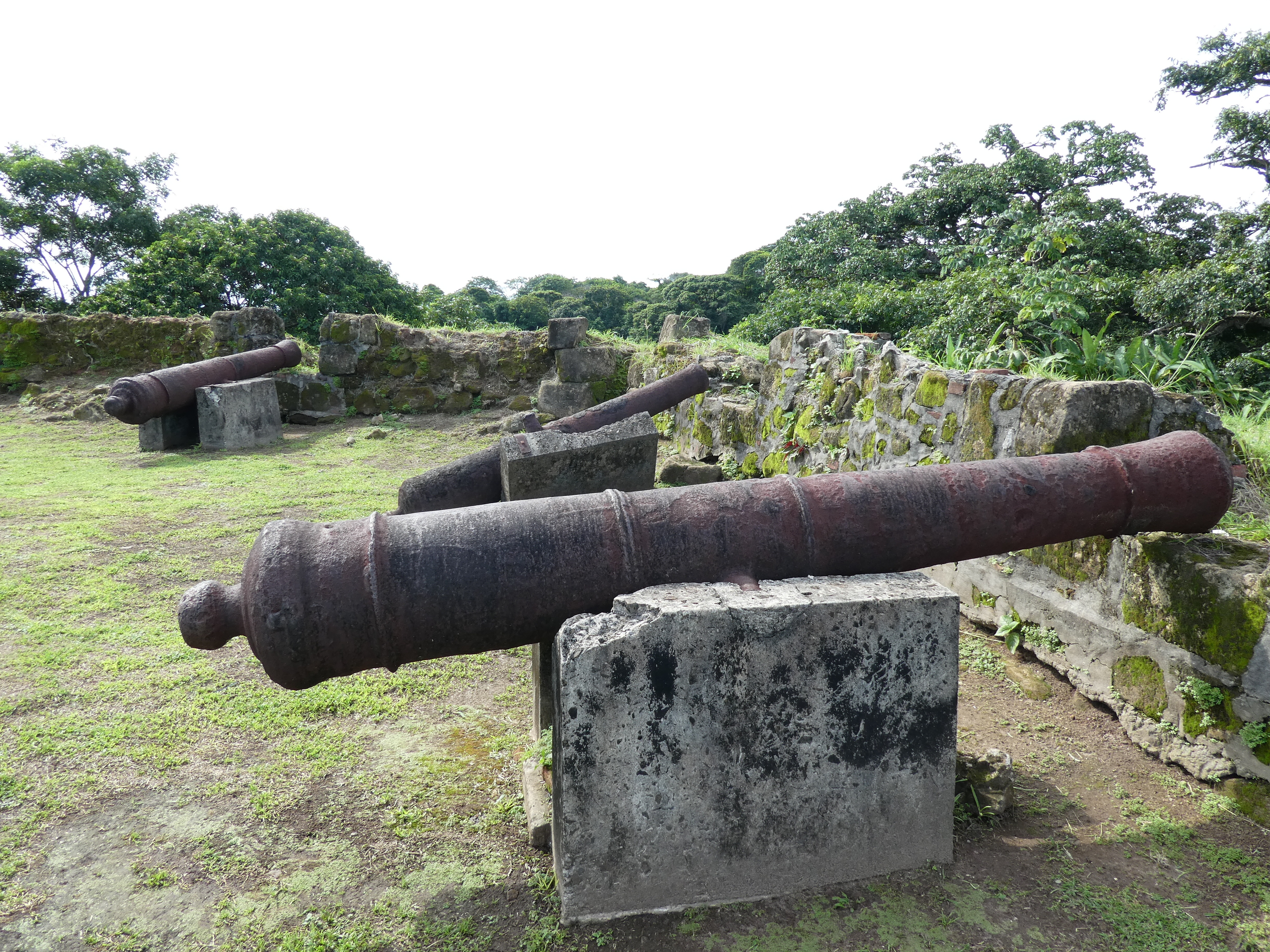 Trésors sous les mers  Pirates et Caraïbes (3).jpg