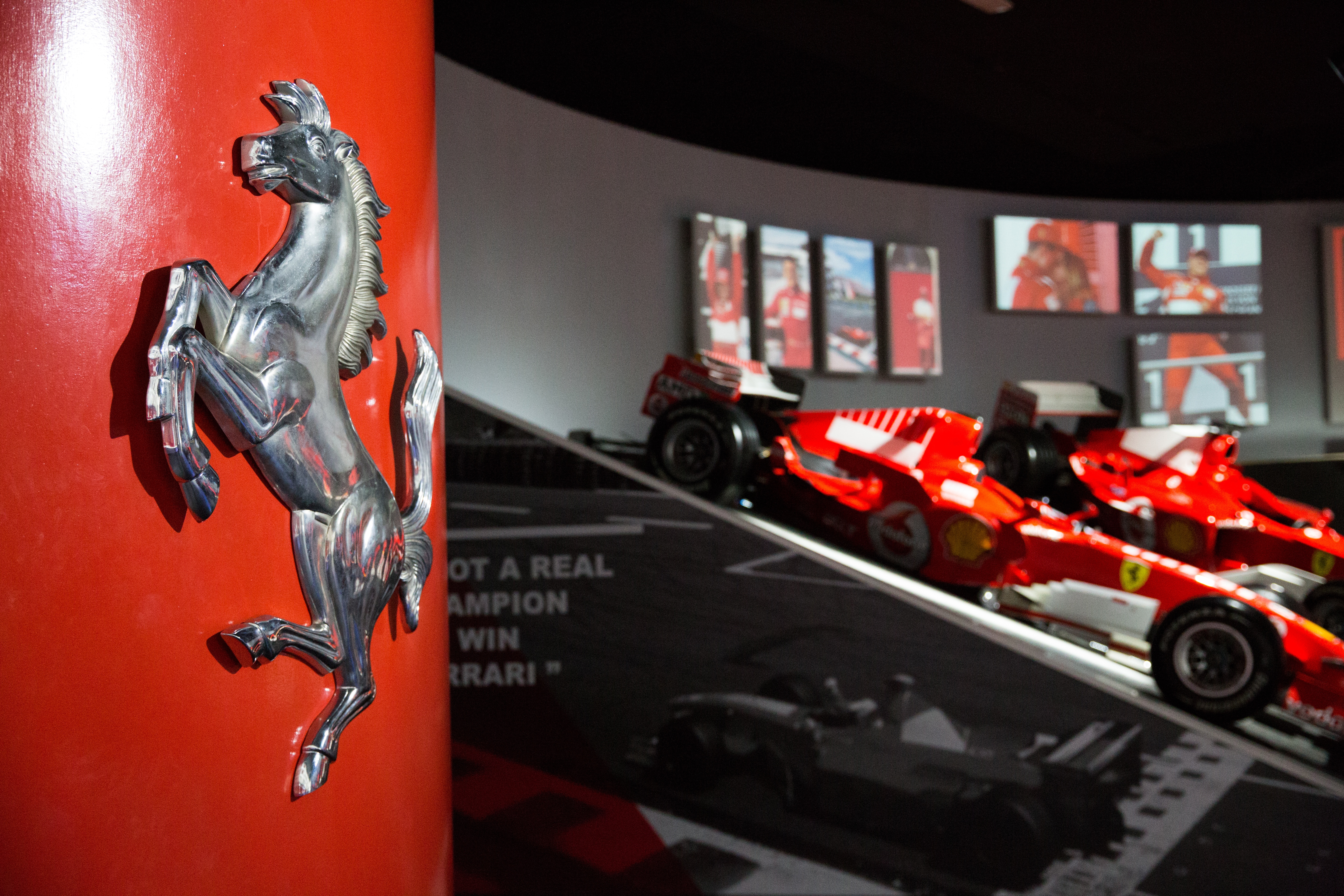 Ferrari (1).jpg