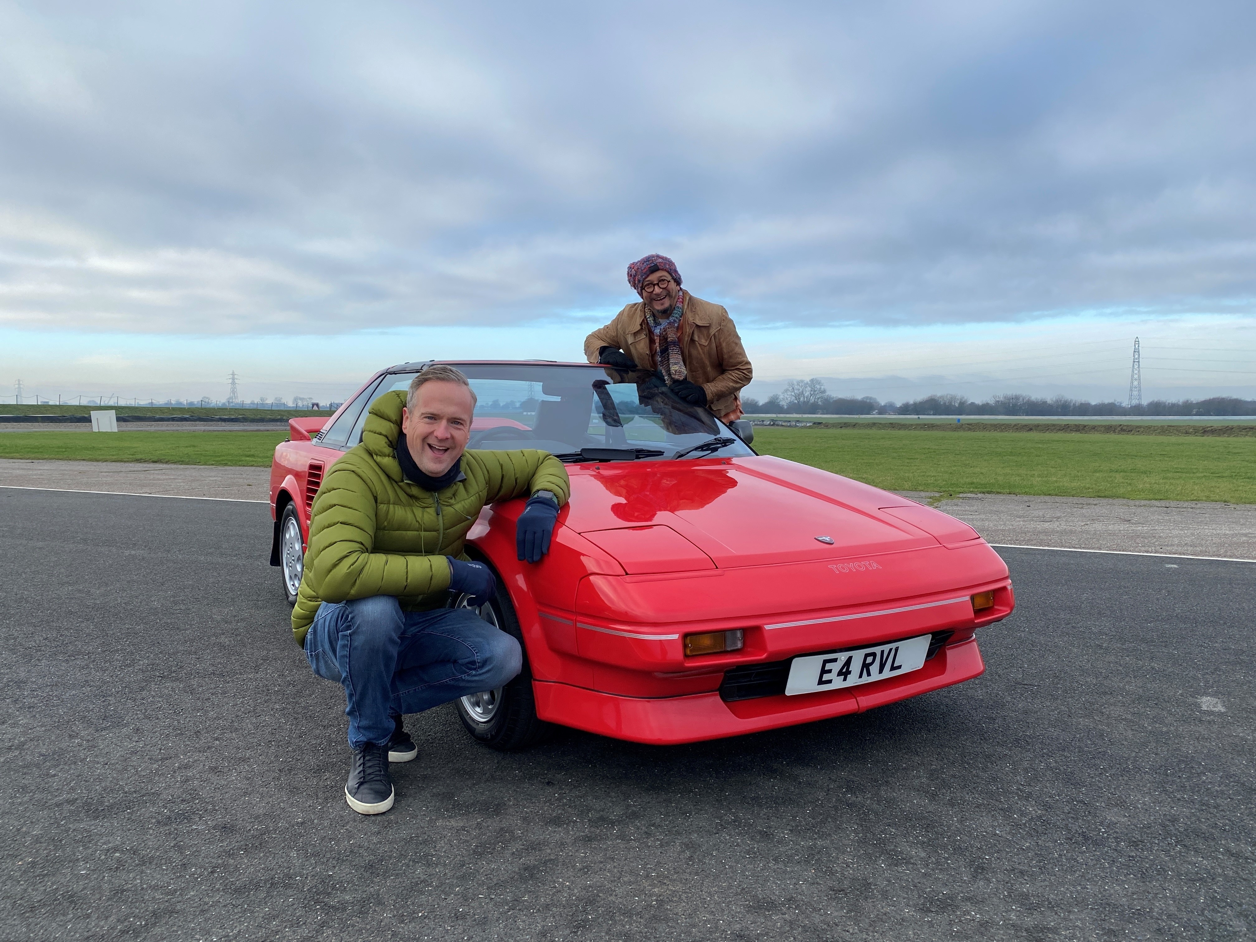 Toyota MR2 (1).jpg