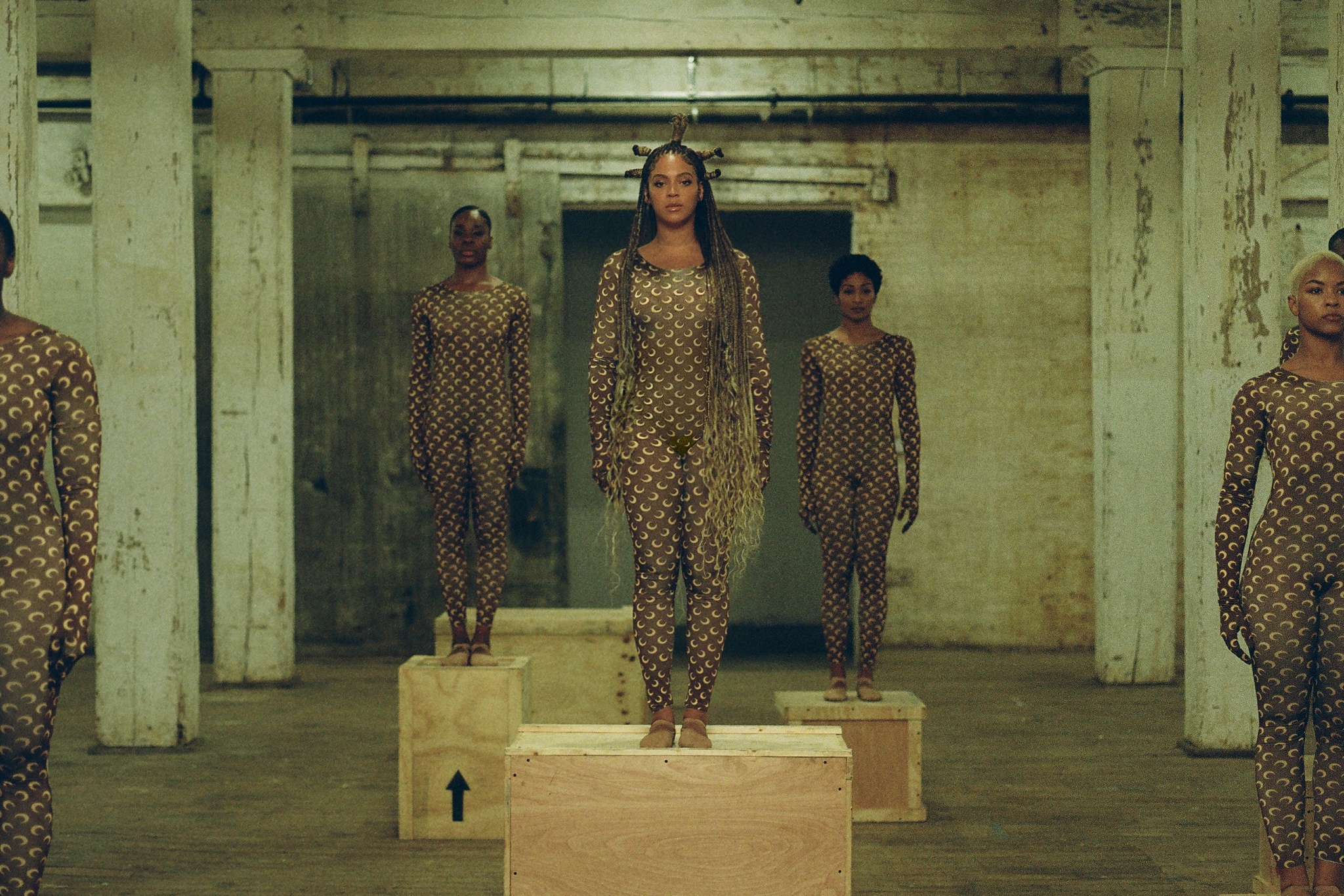 L2_Beyonce_photo_1.jpg