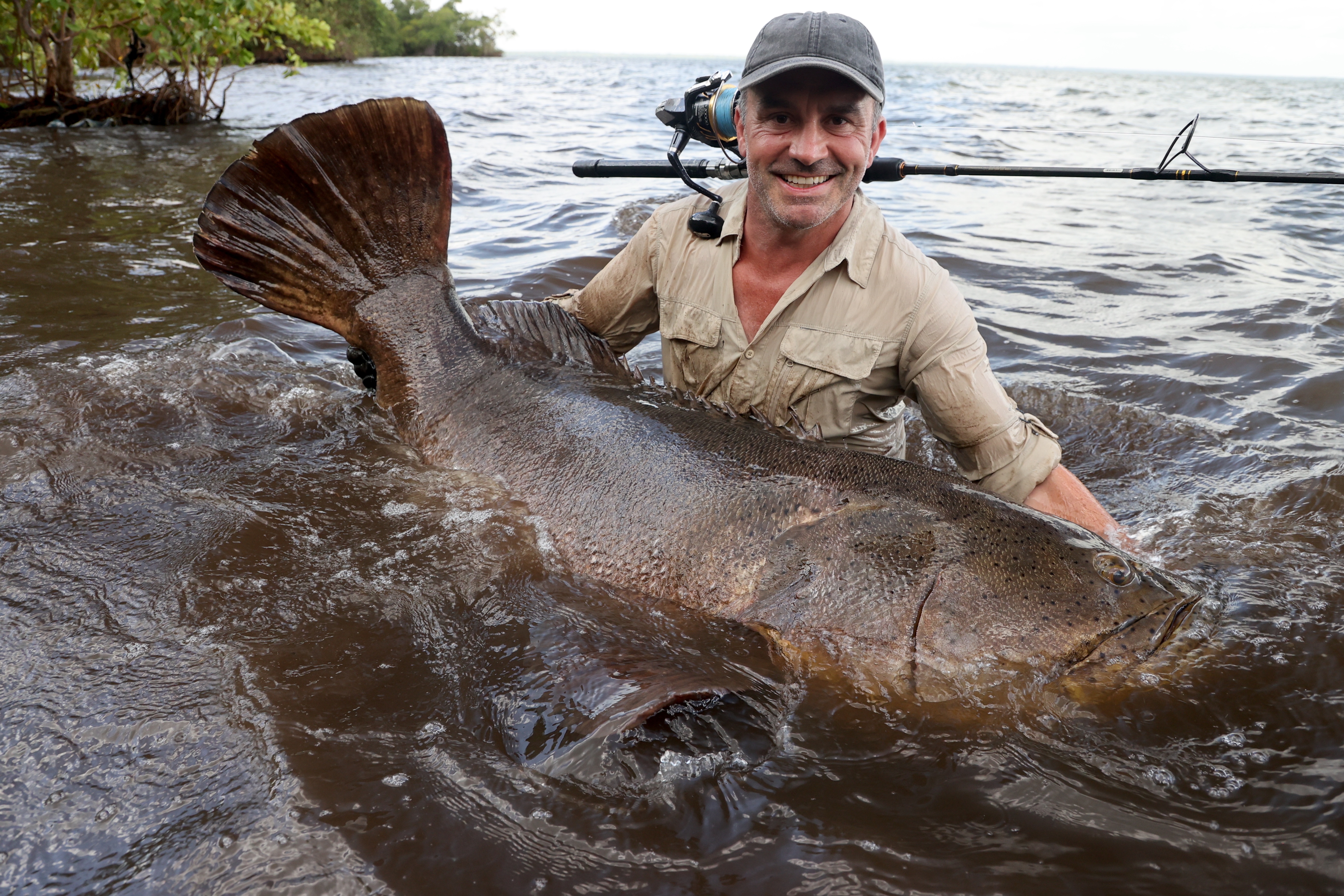 Last of the Giants Le puissant Tarpon (1).jpg