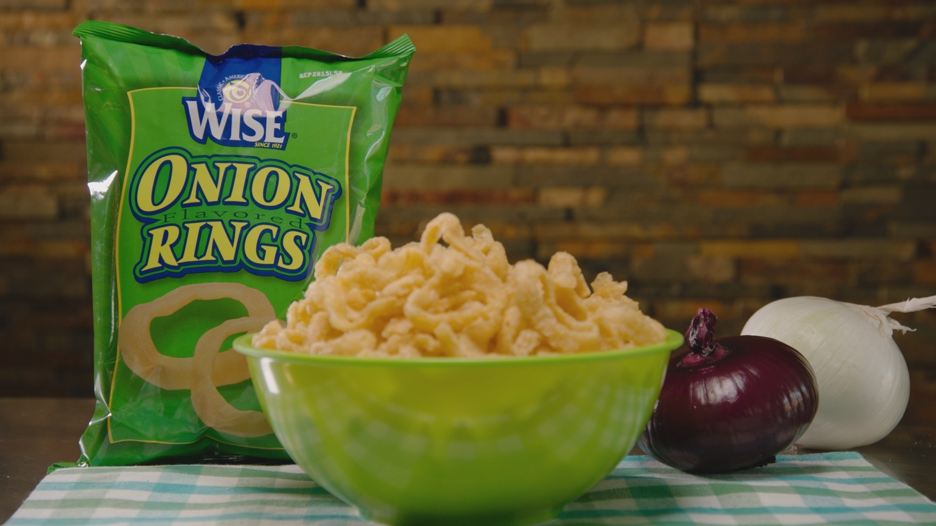 Apple sauce and onion rings  (3).jpg