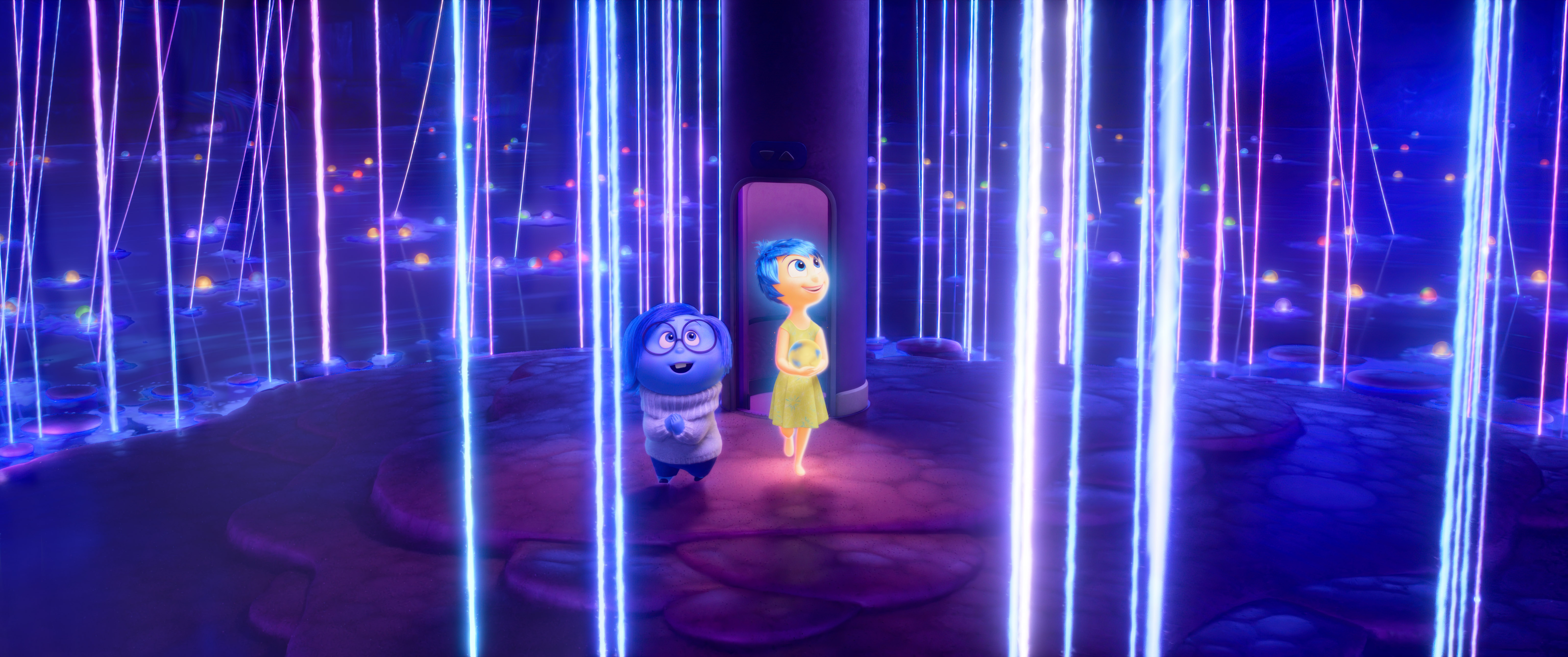 INSIDE OUT 2-ONLINE-USE-i110_6Q_pub.pub16.572.jpg