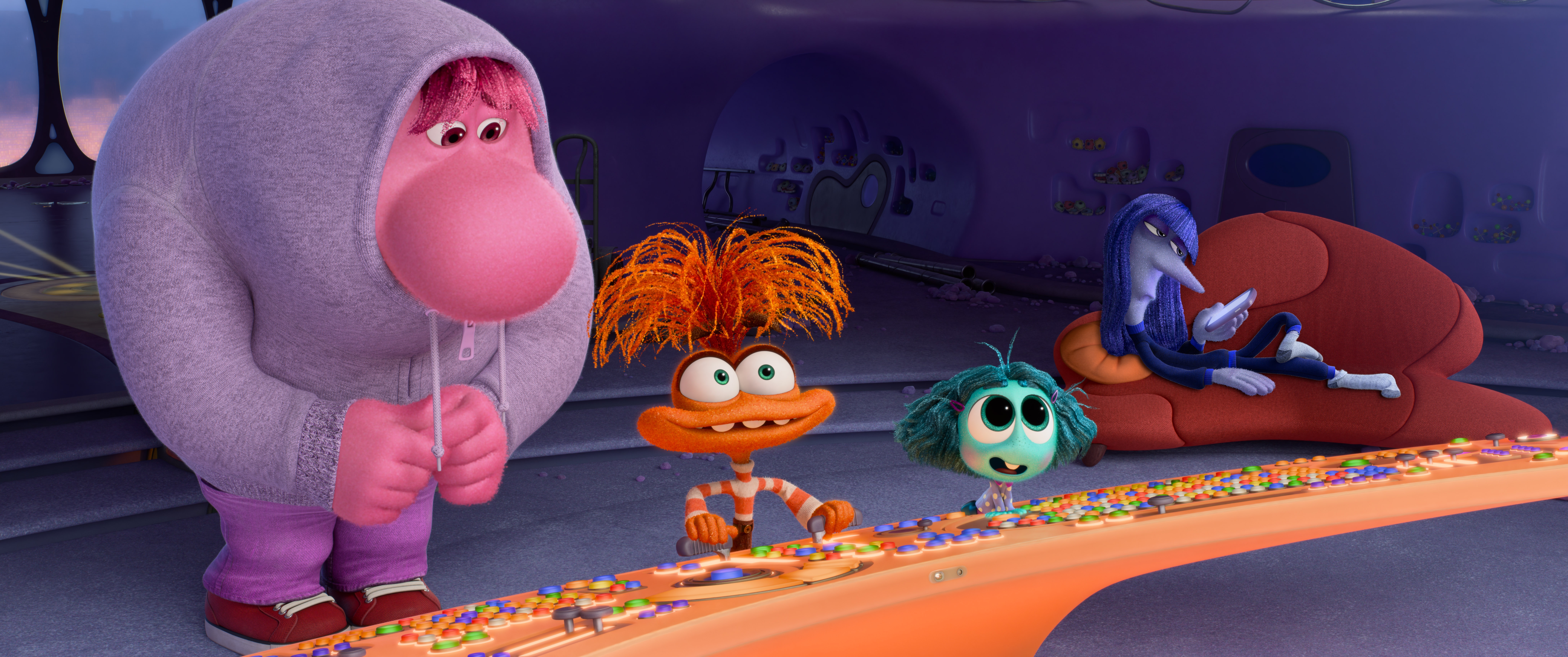 INSIDE OUT 2-ONLINE-USE-i325_13a_pub.pub16.823.jpg
