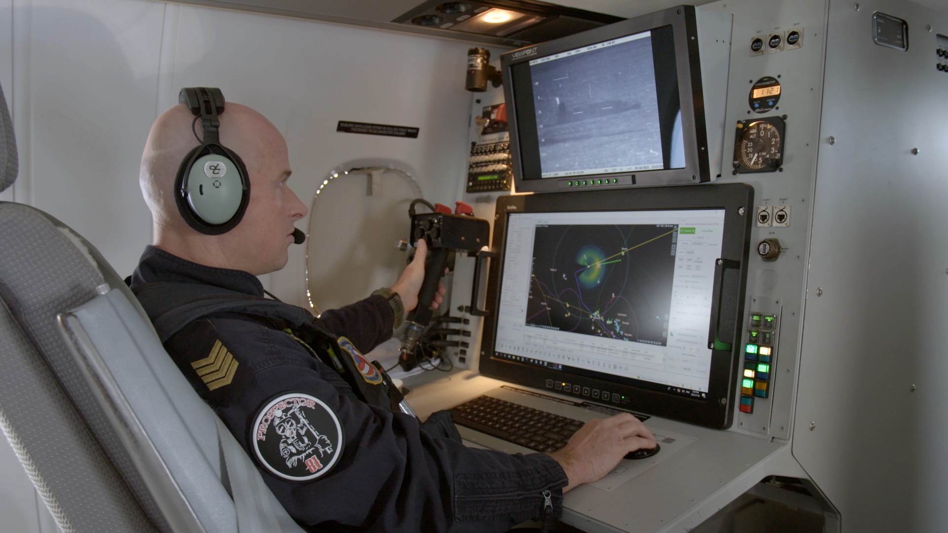 Caraïbes  côtes sous surveillance - Chasse au trésor (2).JPG