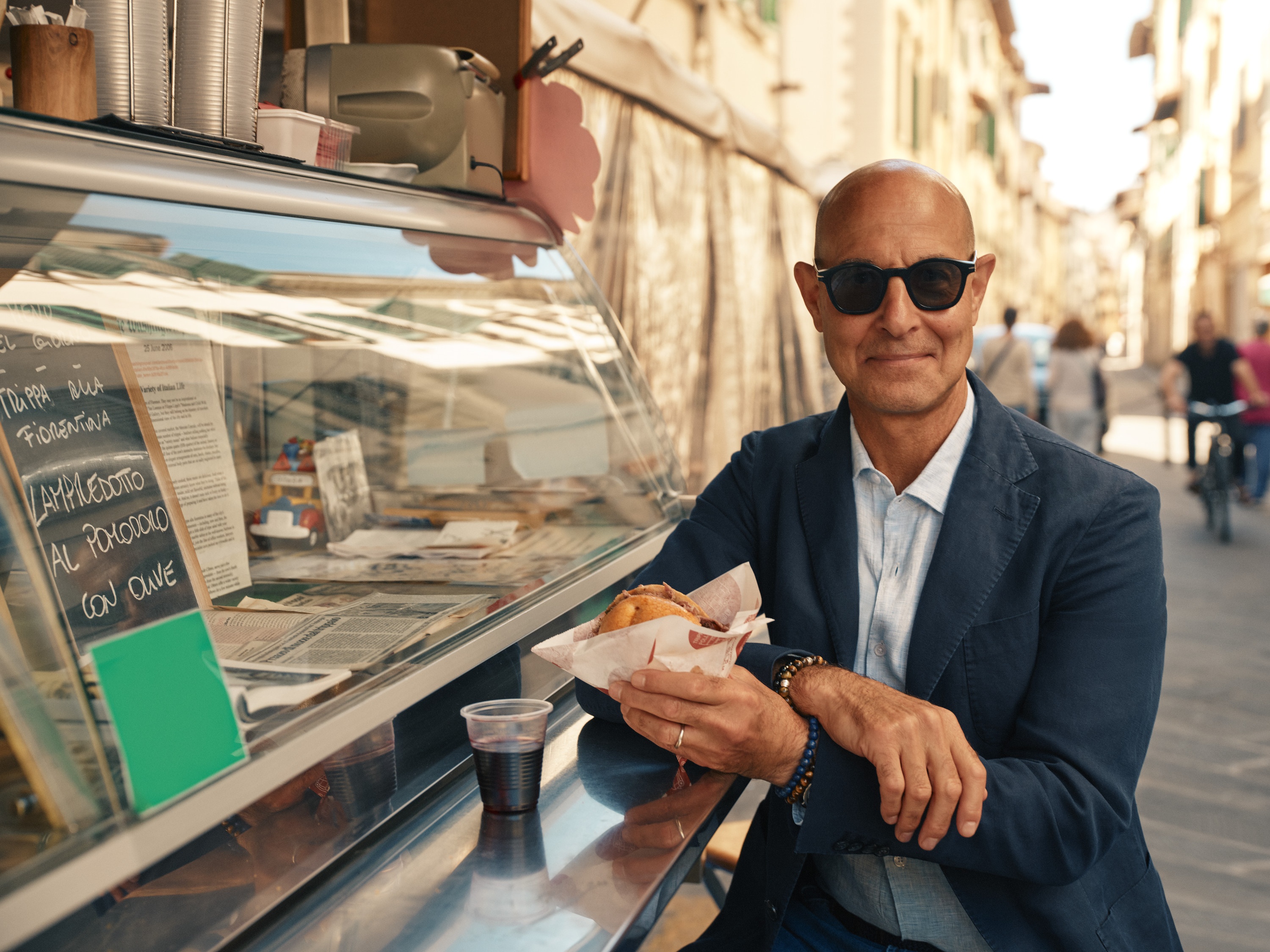 Stanley Tucci cuisine à l'italienne.jpg