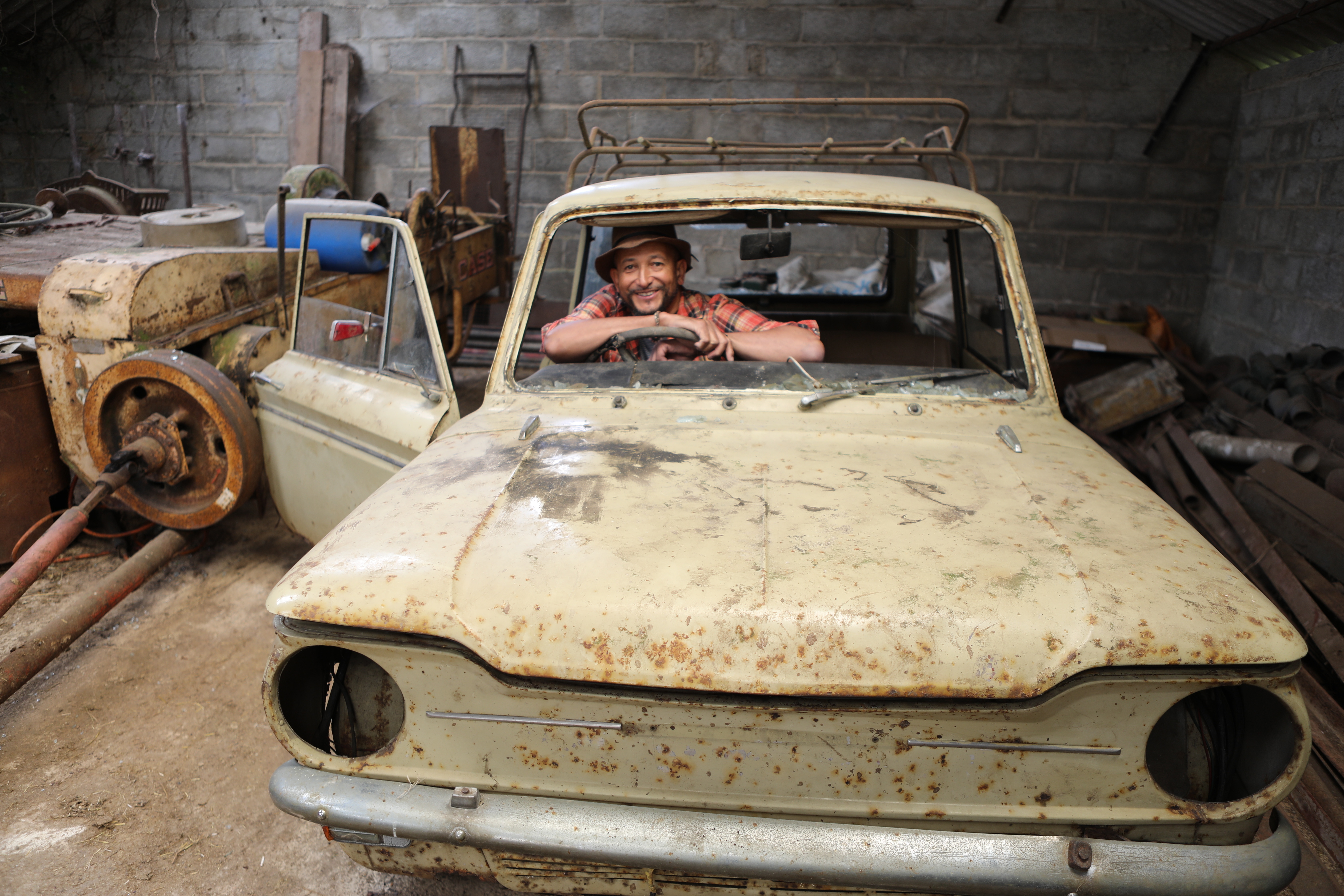 Car S.O.S. Hillman Imp.jpg