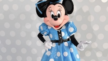 Collection "Minnie Mouse Loves Dots" by UNIQLO et Olympia Le-Tan x The Walt Disney Company
