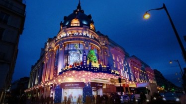 Découvrez le fabuleux Noël de Mary Poppins au BHV Marais jusqu'au 31 décembre !