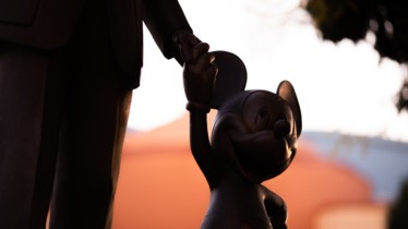 Disney et Misan Harriman lancent un casting pour célébrer l'amitié