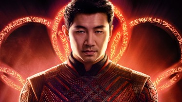 SHANG-CHI ET LA LÉGENDE DES DIX ANNEAUX | Découvrez une première affiche et bande annonce